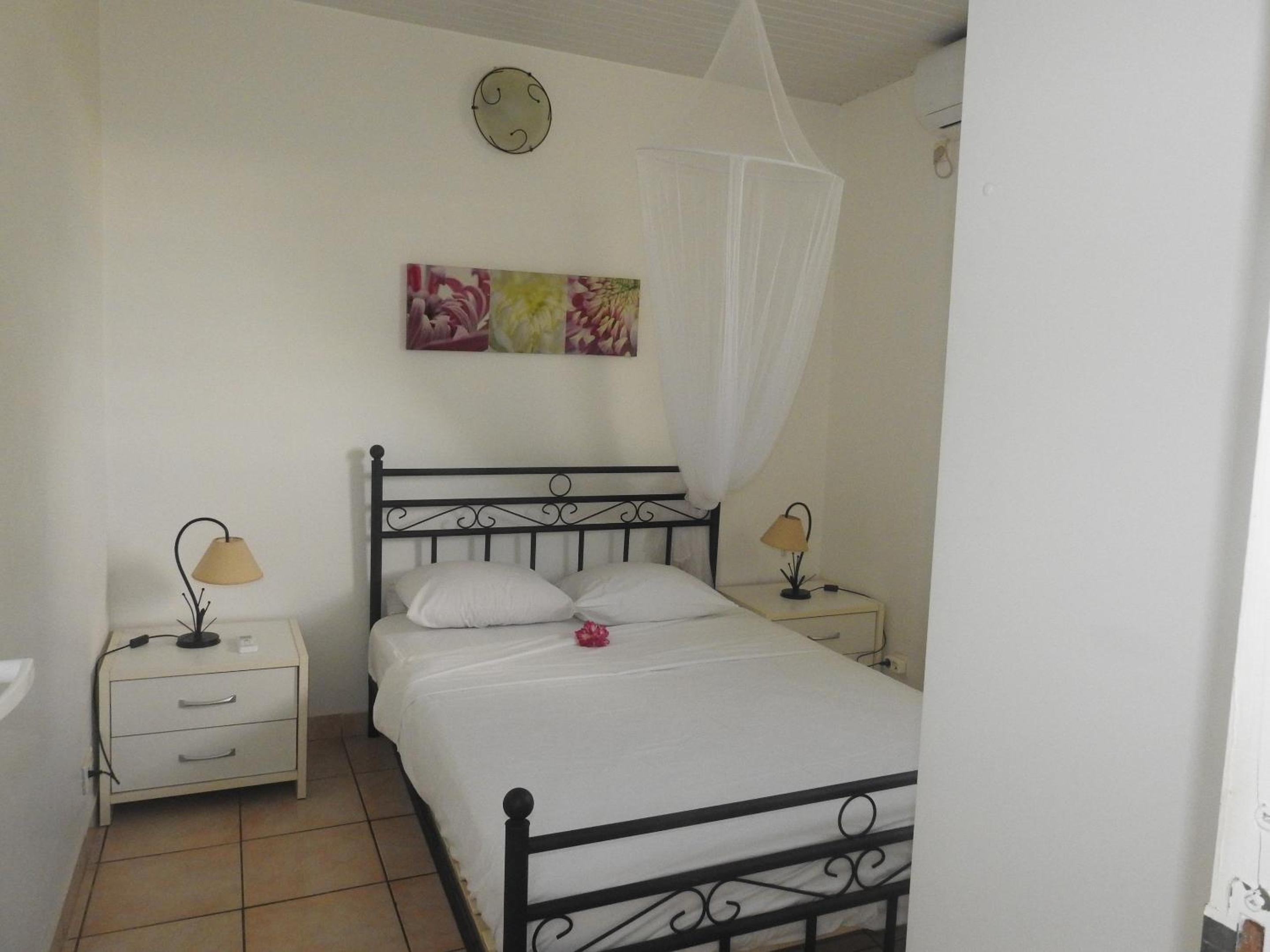 Bungalow charmant au Robert + piscine view 4