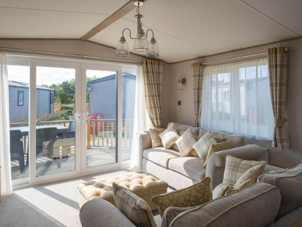 Pinewoods Beach Luxe no.3 – dog friendly view 4