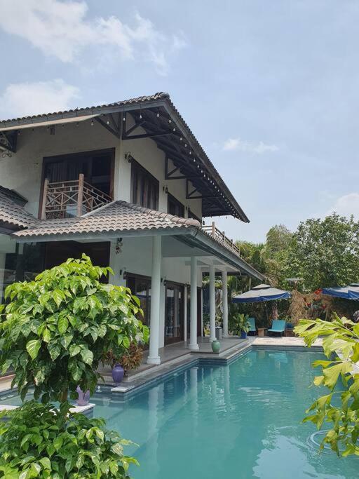 green villa