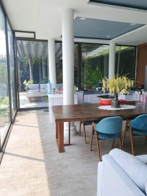 green villa