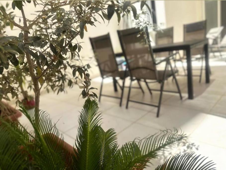 Maisonette with backyard photo 2