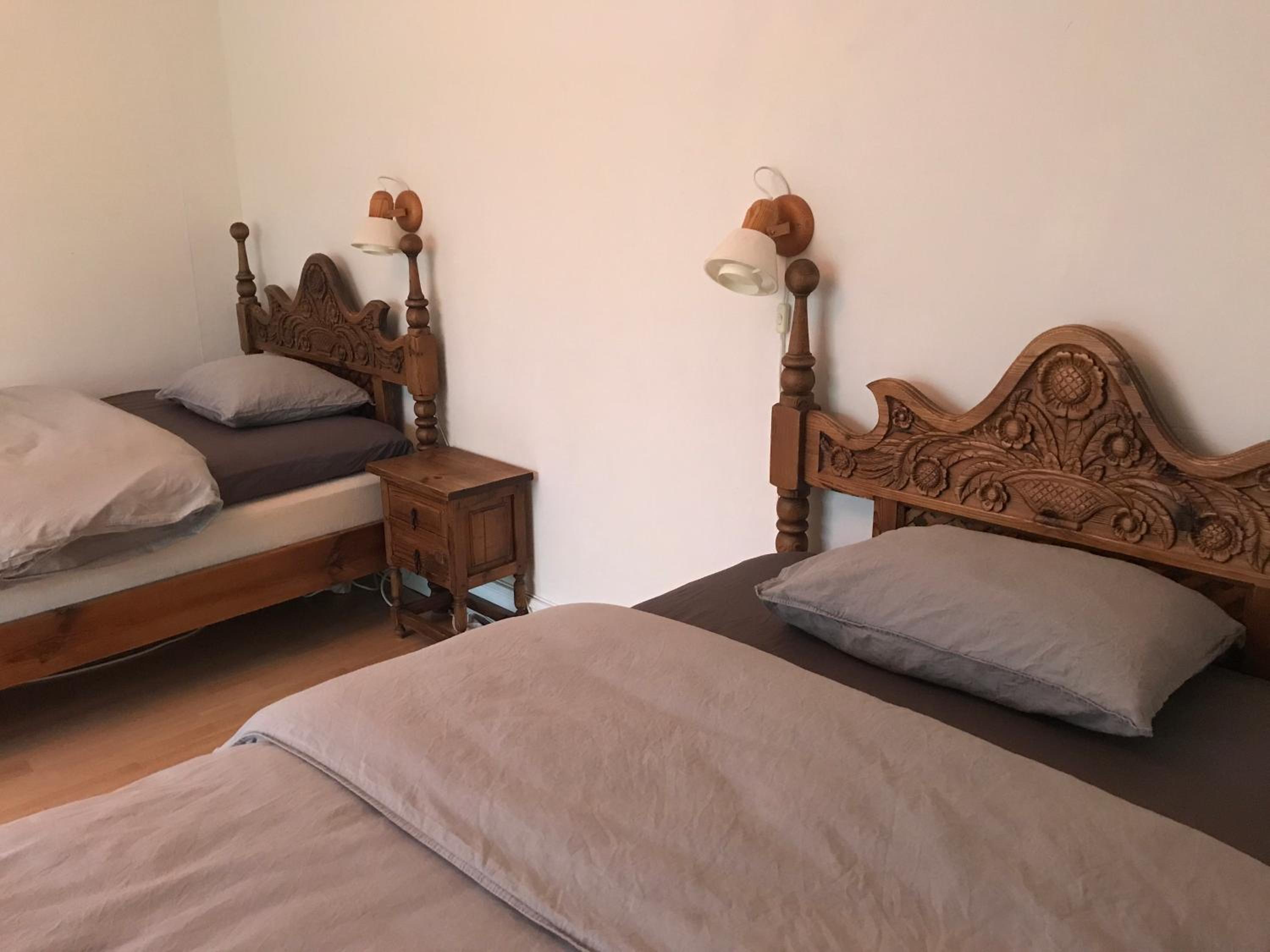 Spacious accommodation, close to nature and attractions view 3