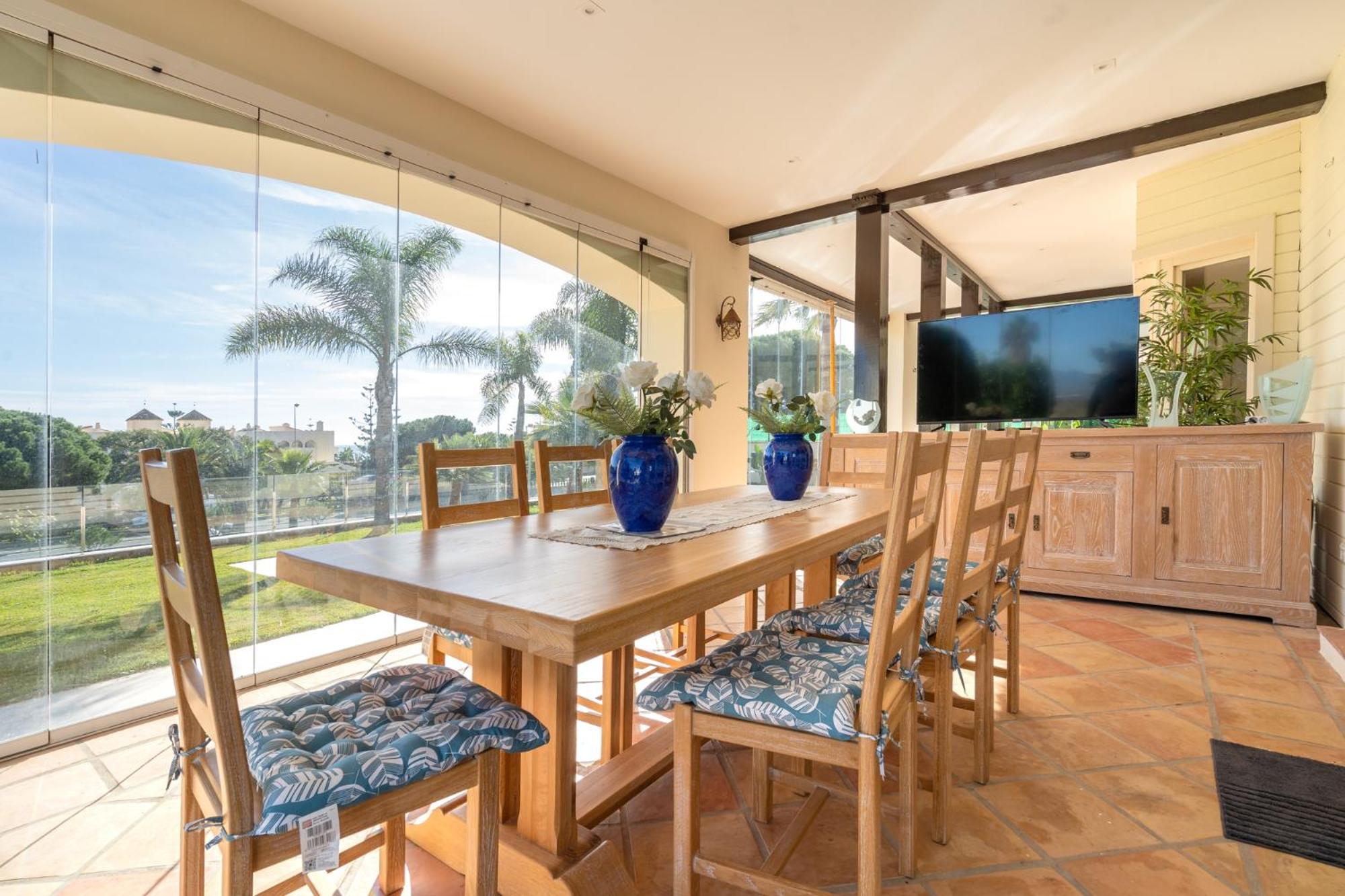 Lets in the Sun - Villa La Cala