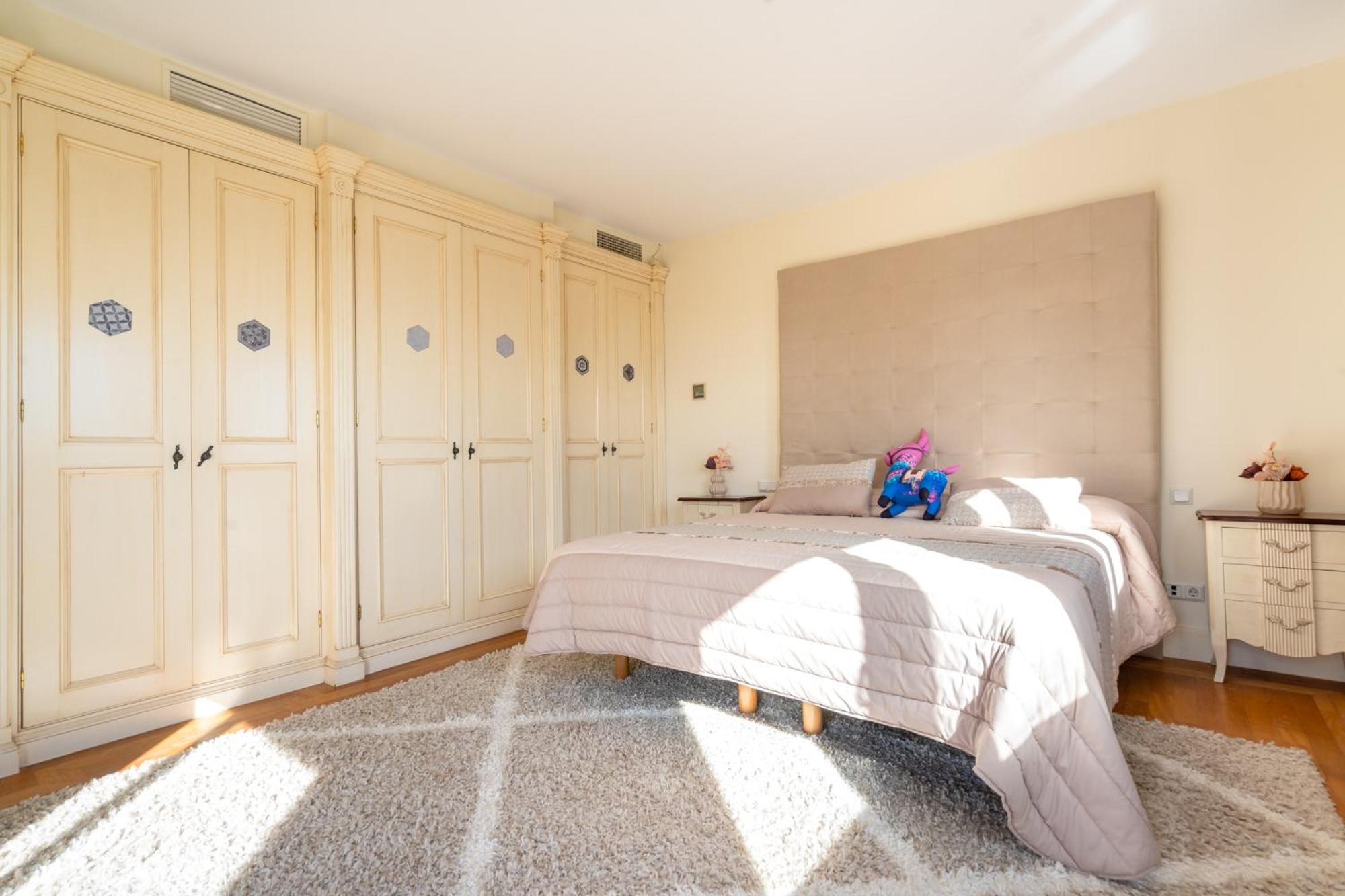 Lets in the Sun - Villa La Cala