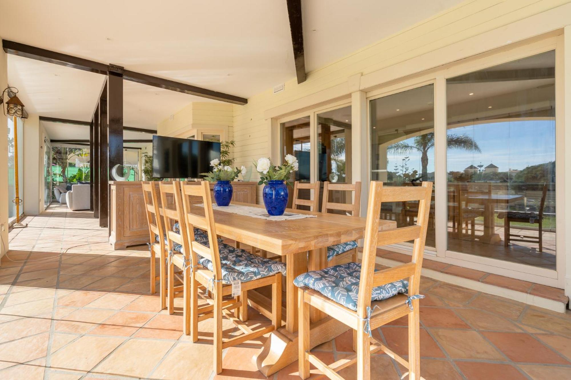 Lets in the Sun - Villa La Cala