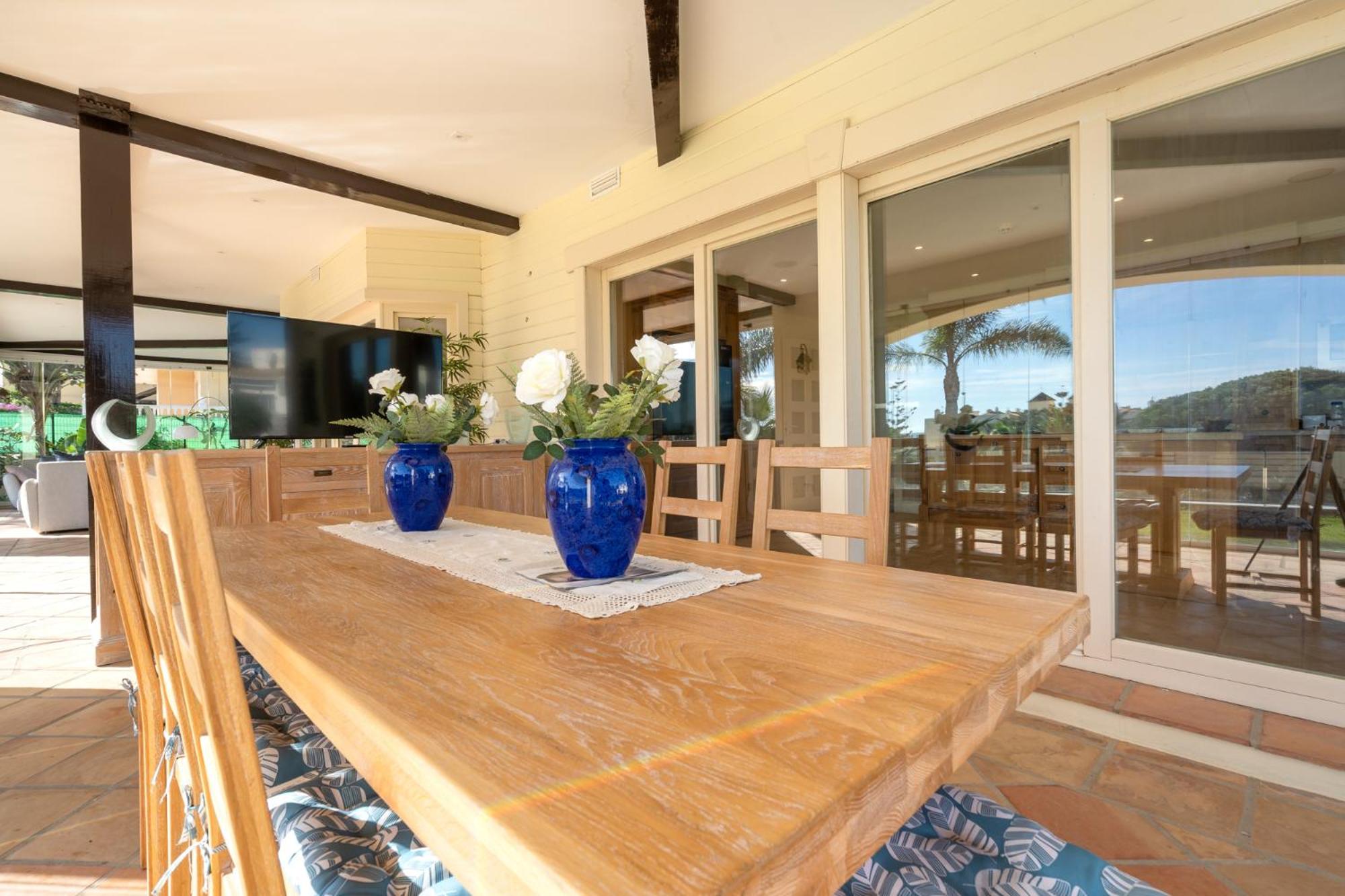 Lets in the Sun - Villa La Cala