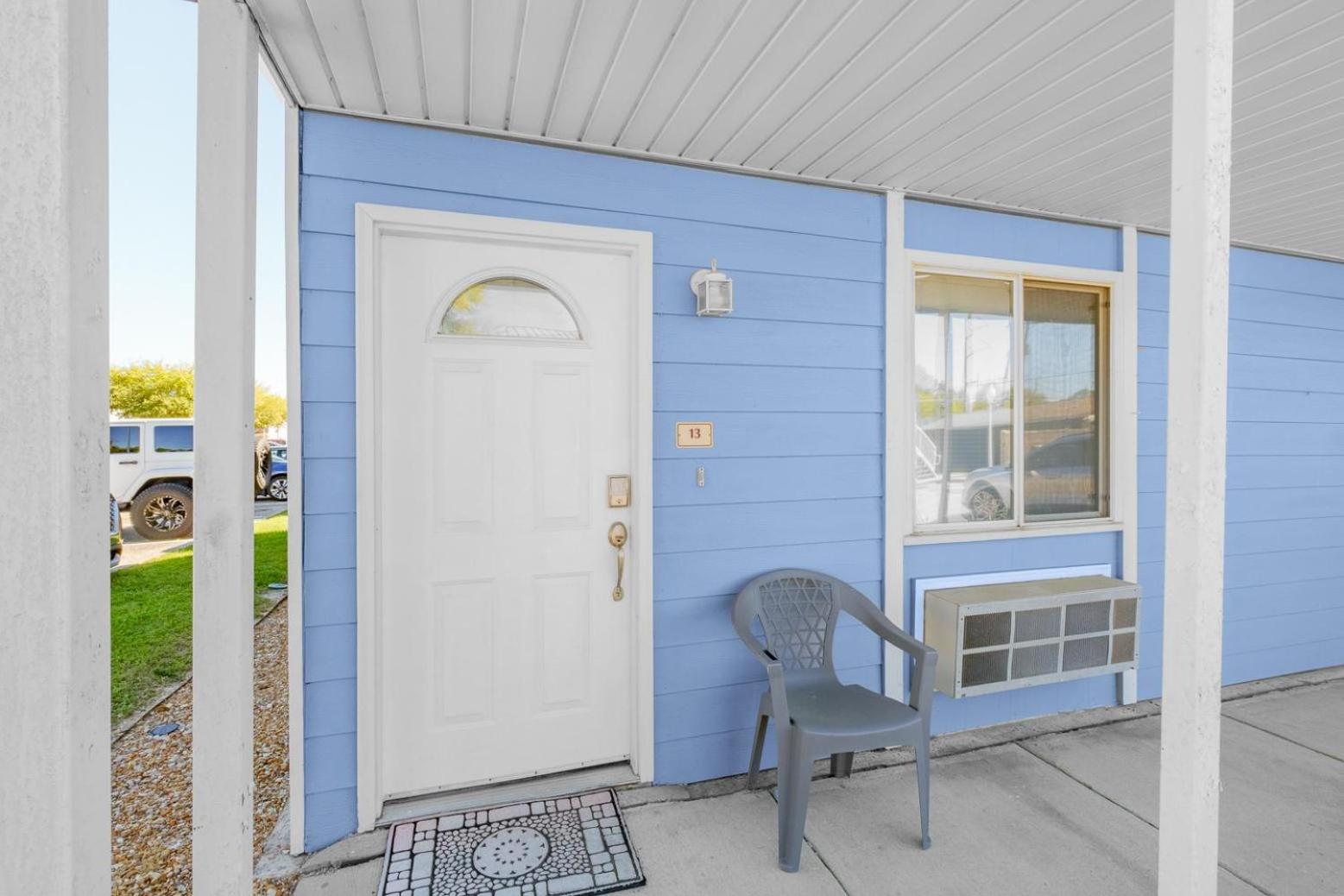 Oak Shores Studio 13 view 2