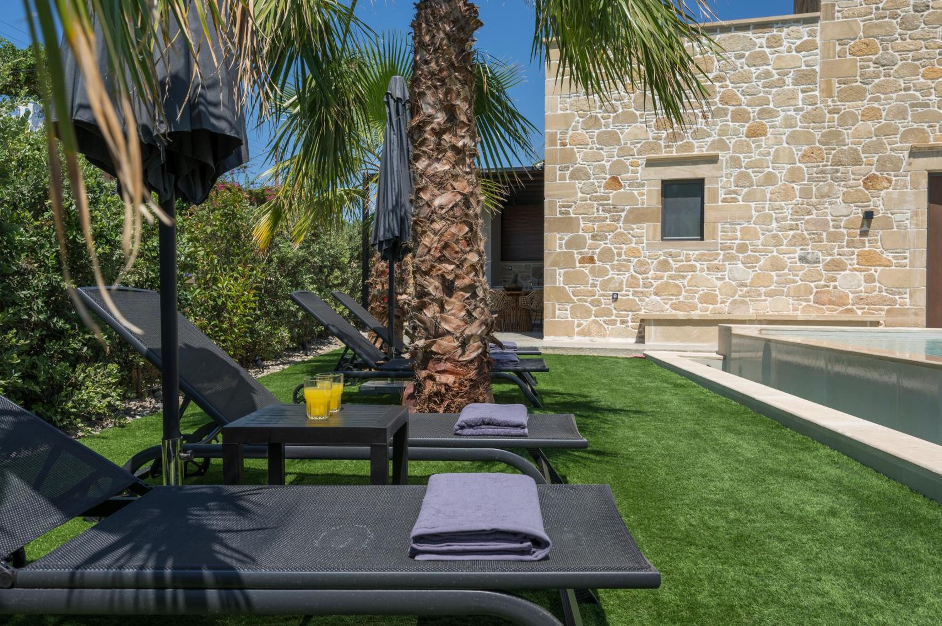 Semes luxury villas view 5