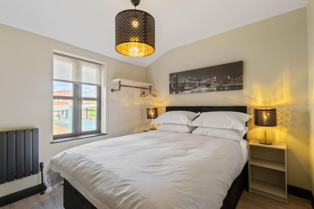 Apartment in Altrincham Centre