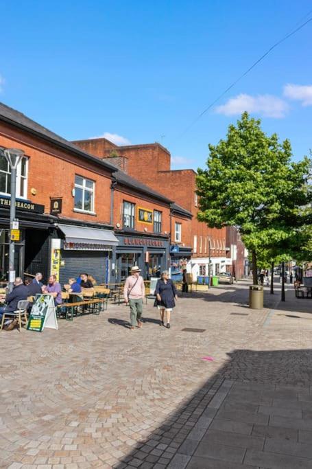 Apartment in Altrincham Centre