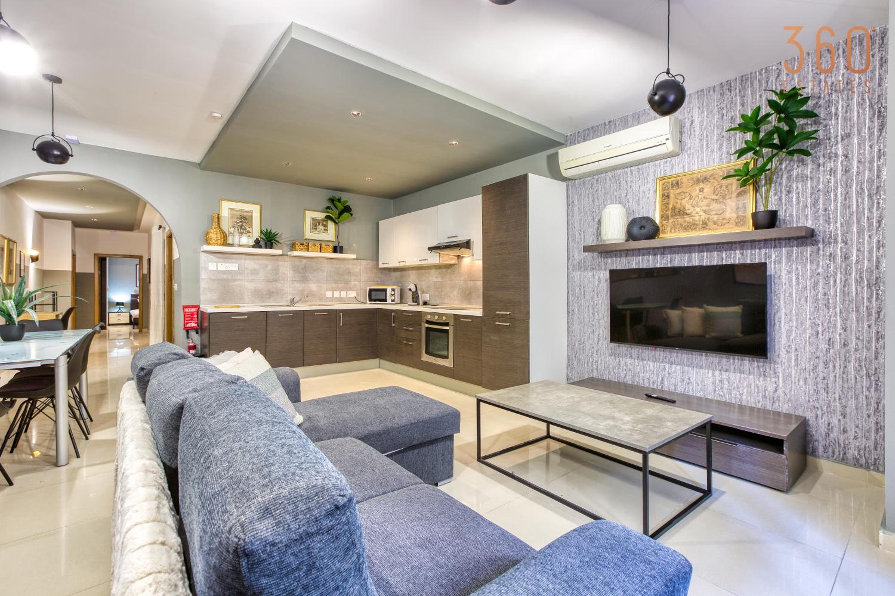 Cosy & Stylish 3BR home in the heart of St'Julians by 360 Estates — St Julian's