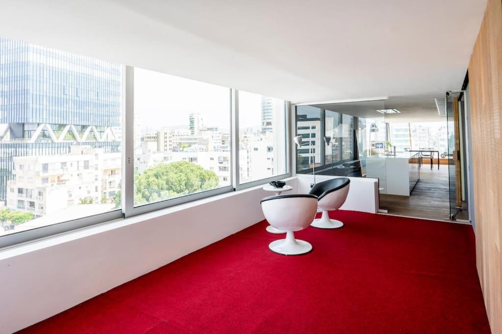 The Loft Penthouse in the Heart of City Center
