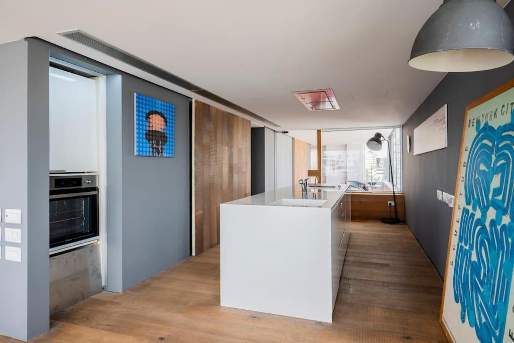 The Loft Penthouse in the Heart of City Center