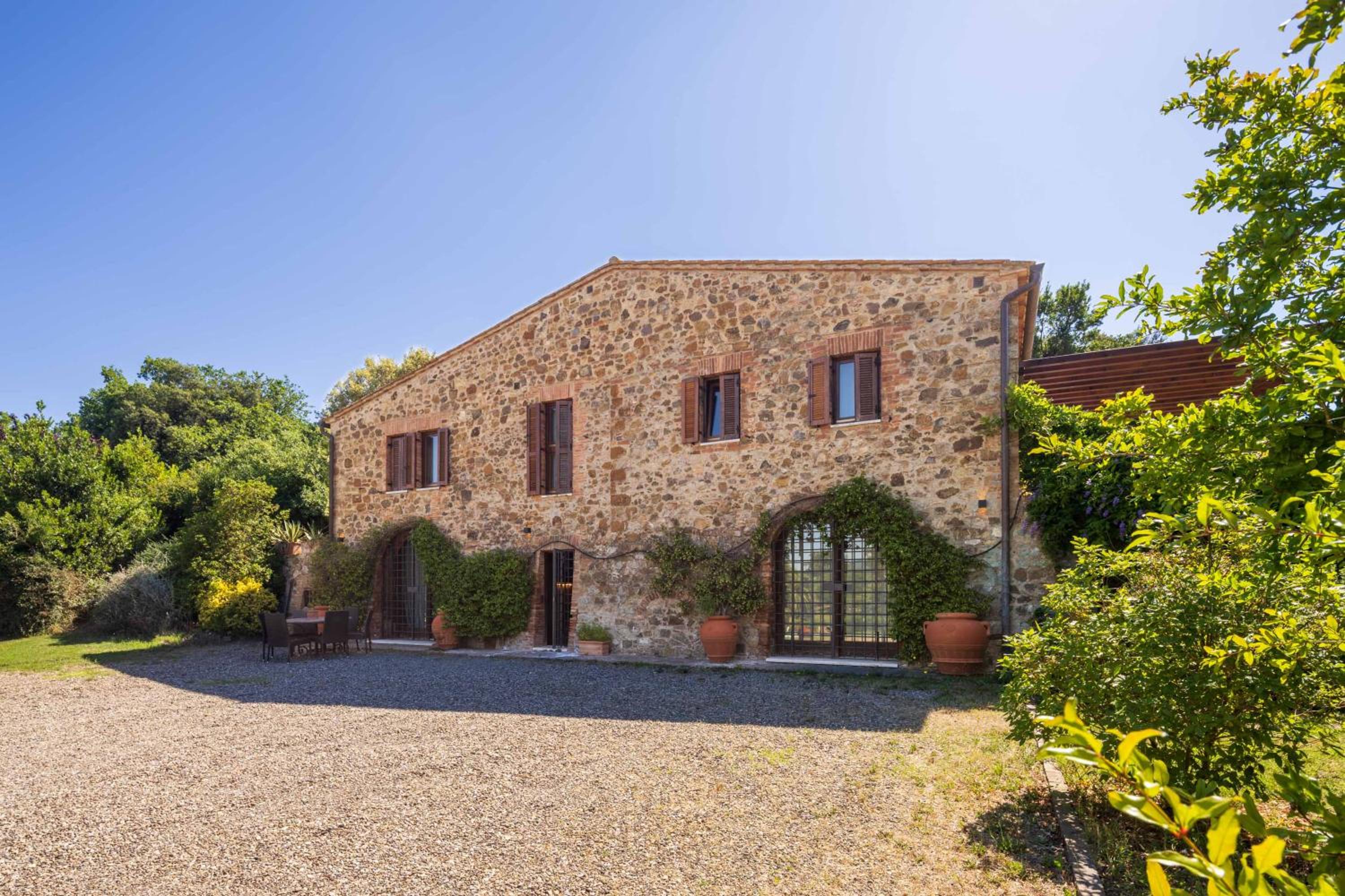Villa la Fornace by VacaVilla view 3