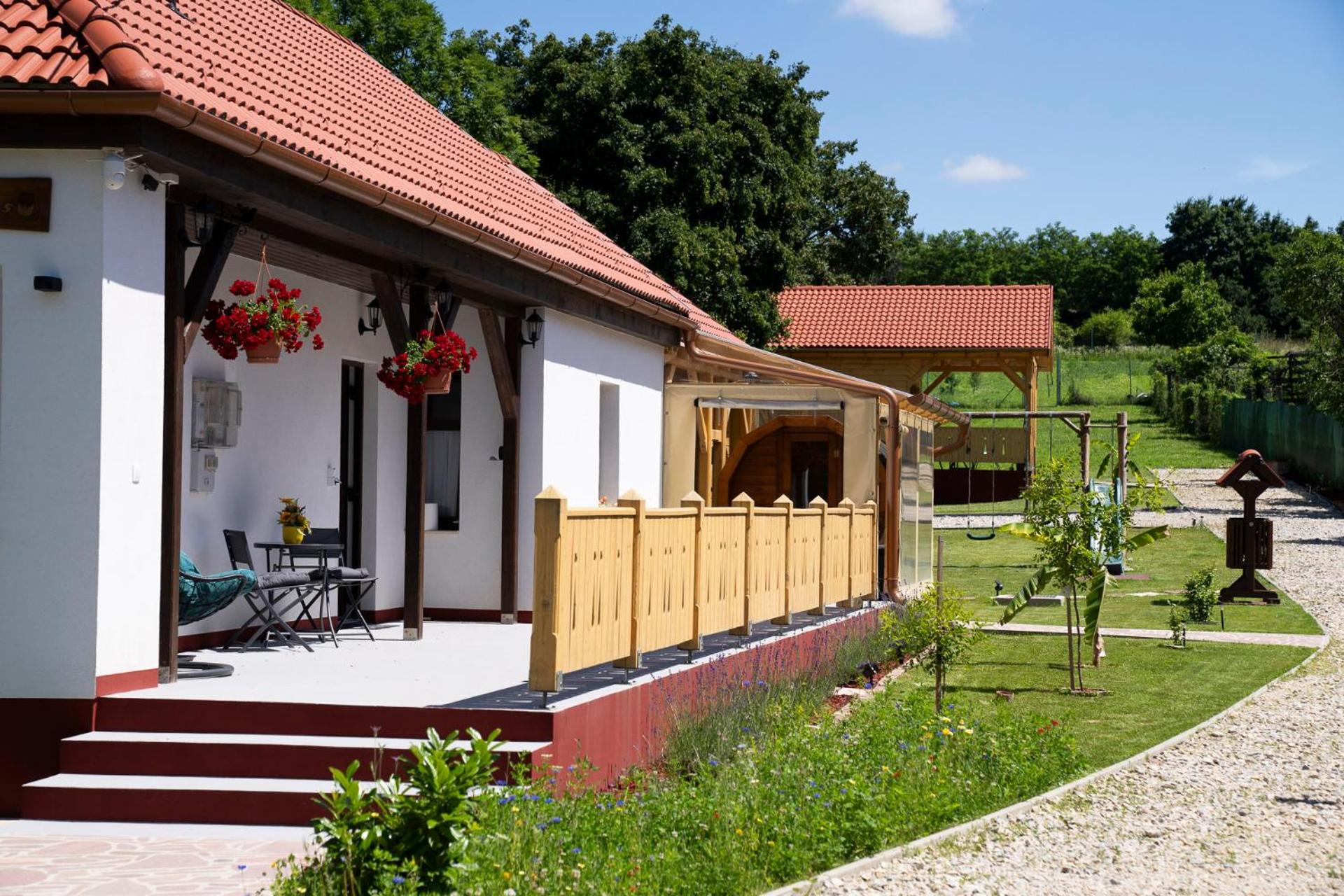 Geszthouse-Tulipános Vendégház