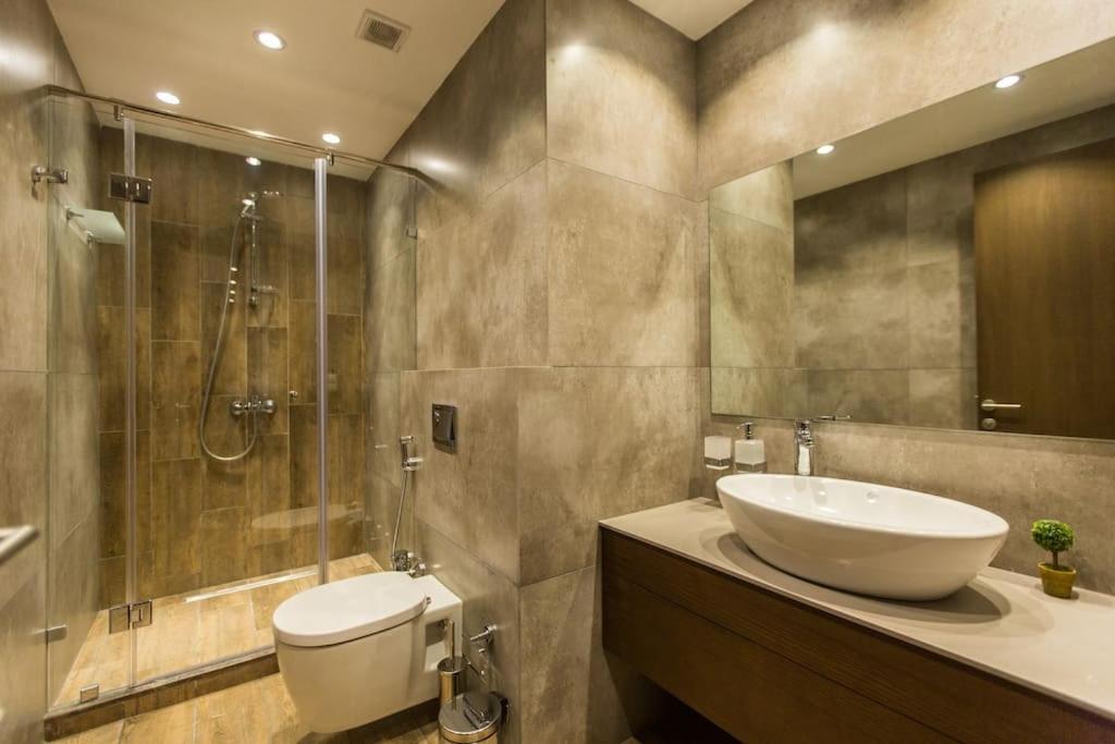VIP 2-Bedroom Central Apartment - Families