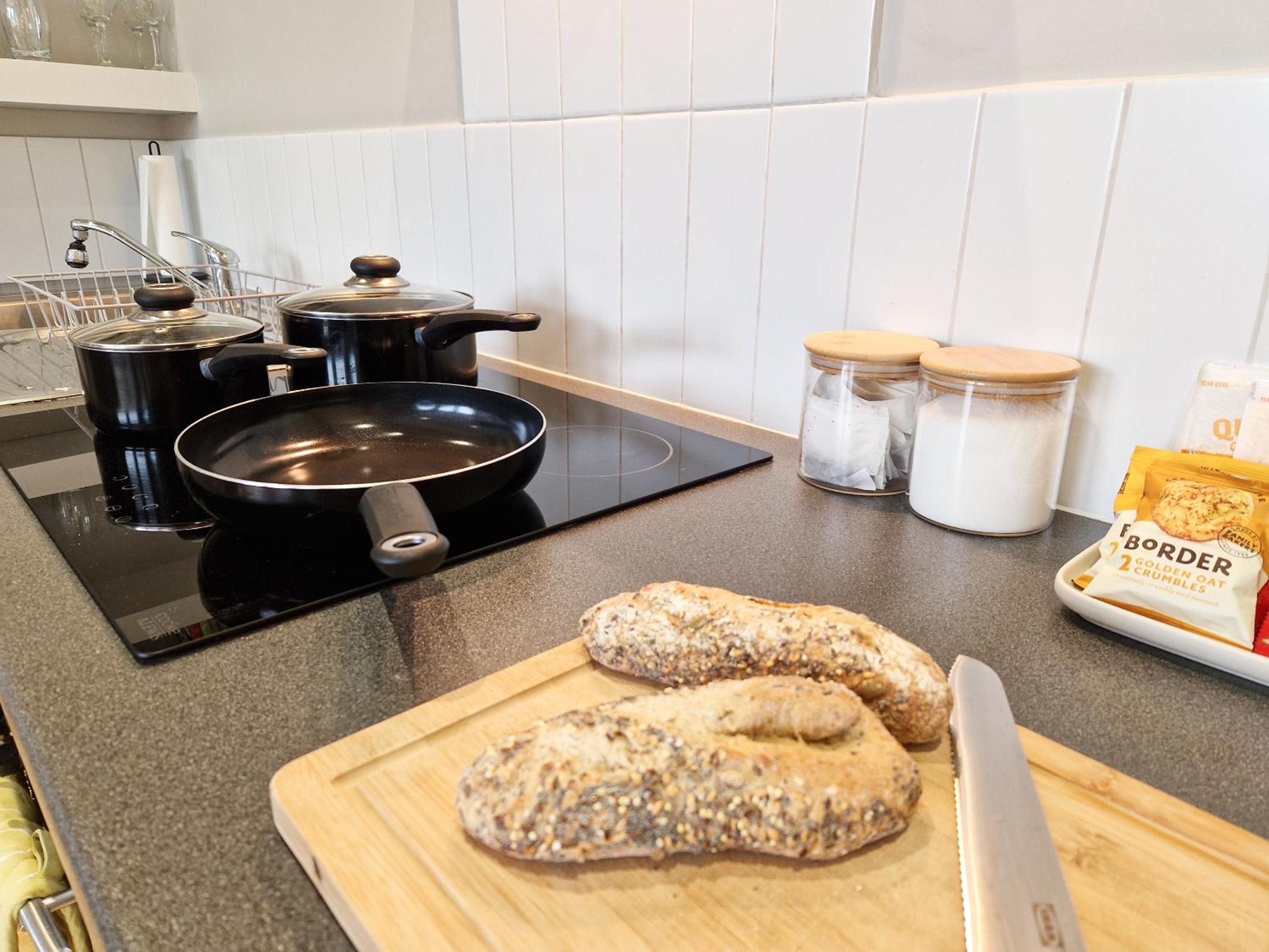1-bed apartment, Close to Kensington Olympia with Free Wi-Fi & Netflix