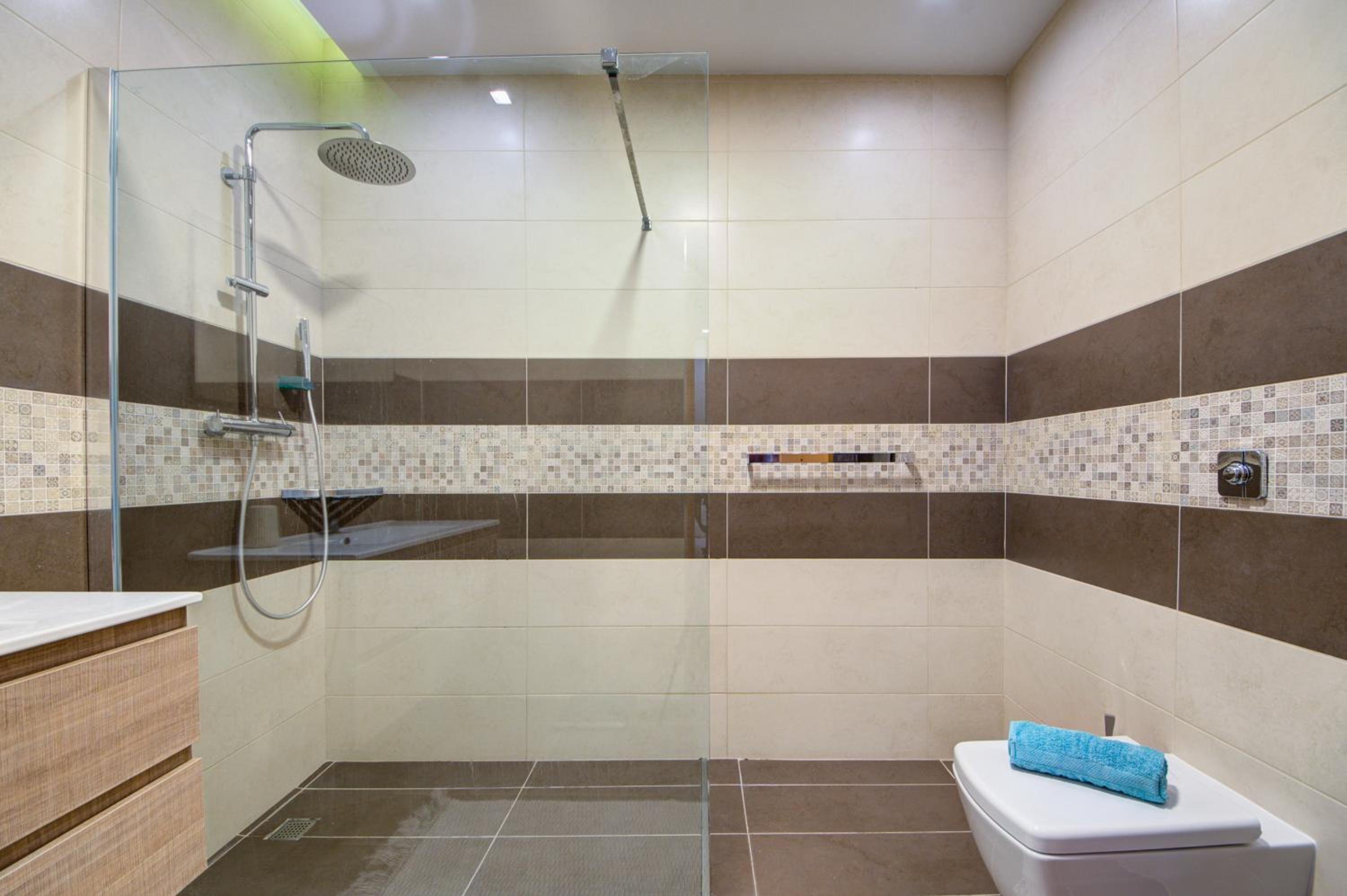Stunning 3BR Xemxija home with Breathtaking Views by 360 Estates photo 2