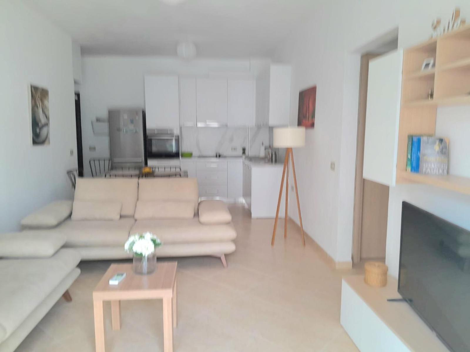 Comfortable apartment with sea view