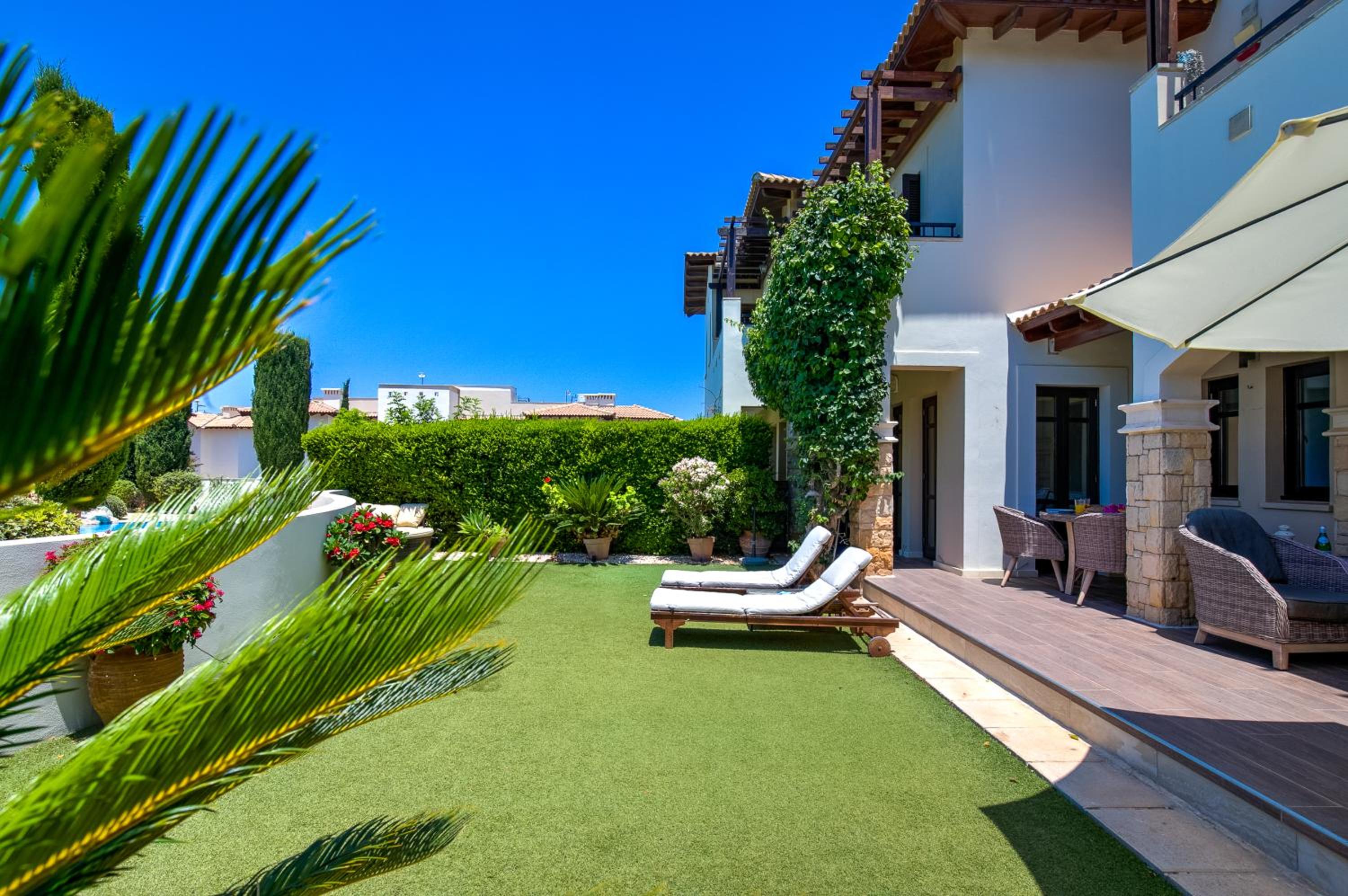 Junior Villa Zeus, hot tub and communal pool, Aphrodite Hills
