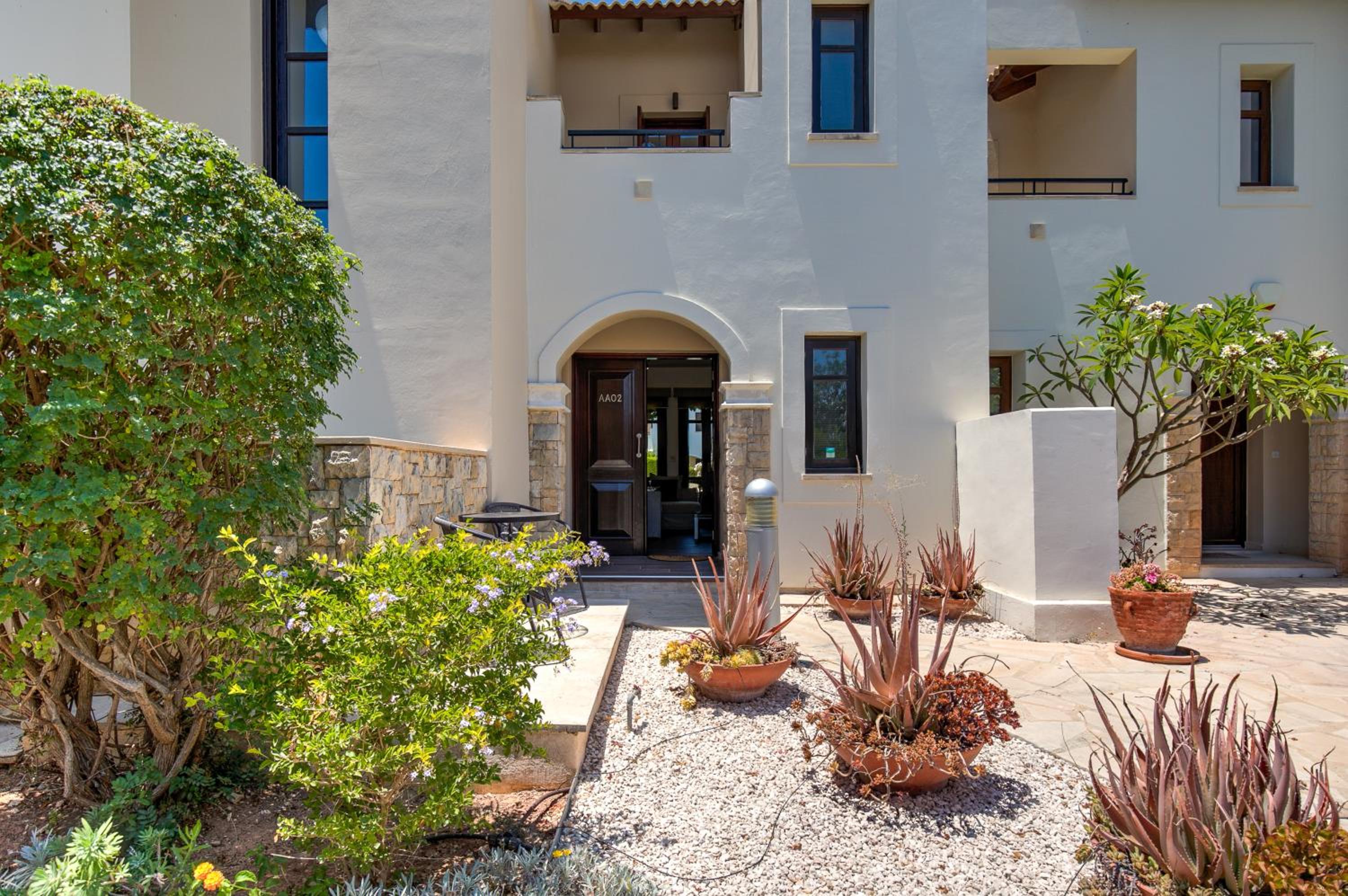 Junior Villa Zeus, hot tub and communal pool, Aphrodite Hills