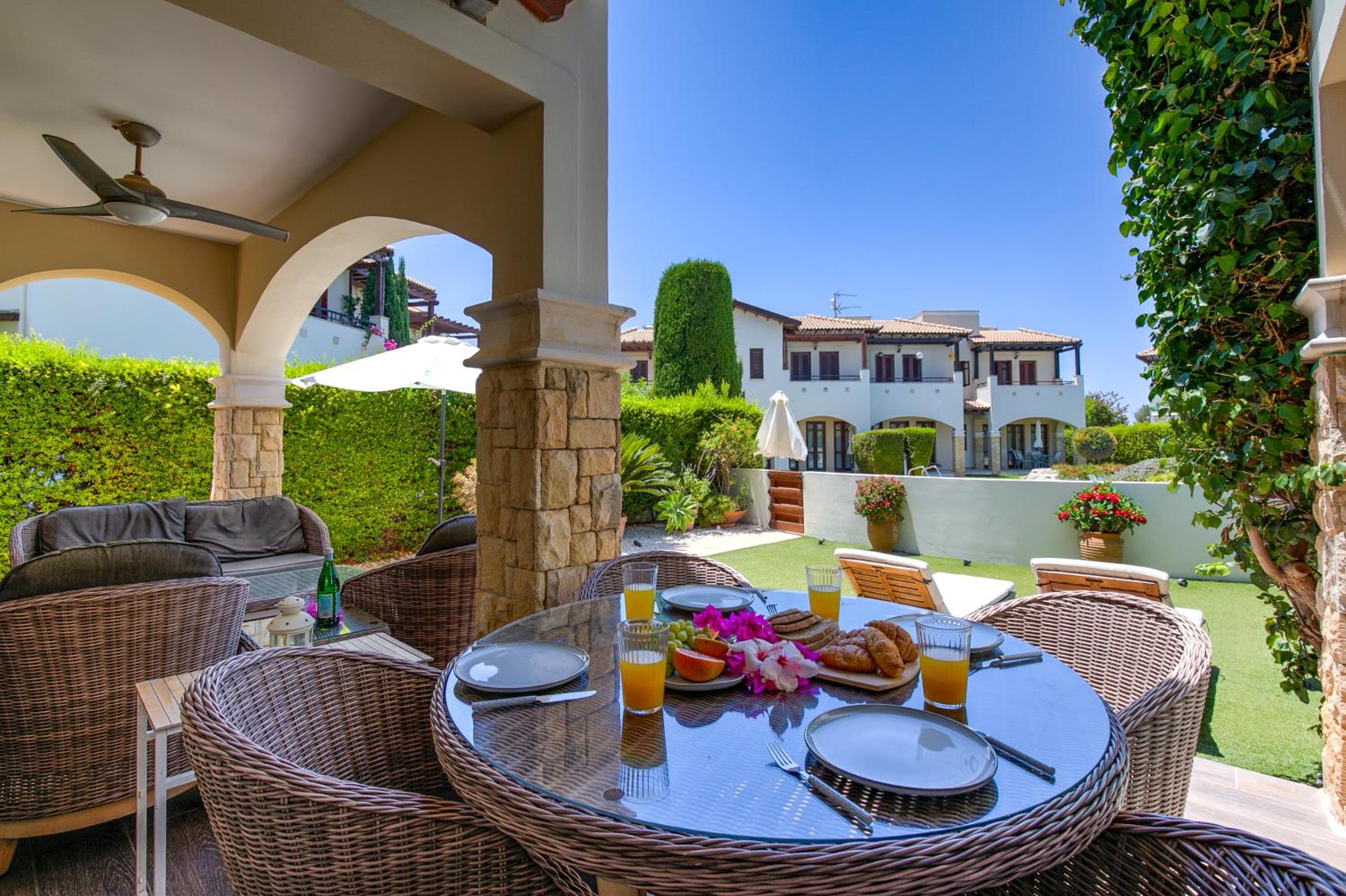 Junior Villa Zeus, hot tub and communal pool, Aphrodite Hills