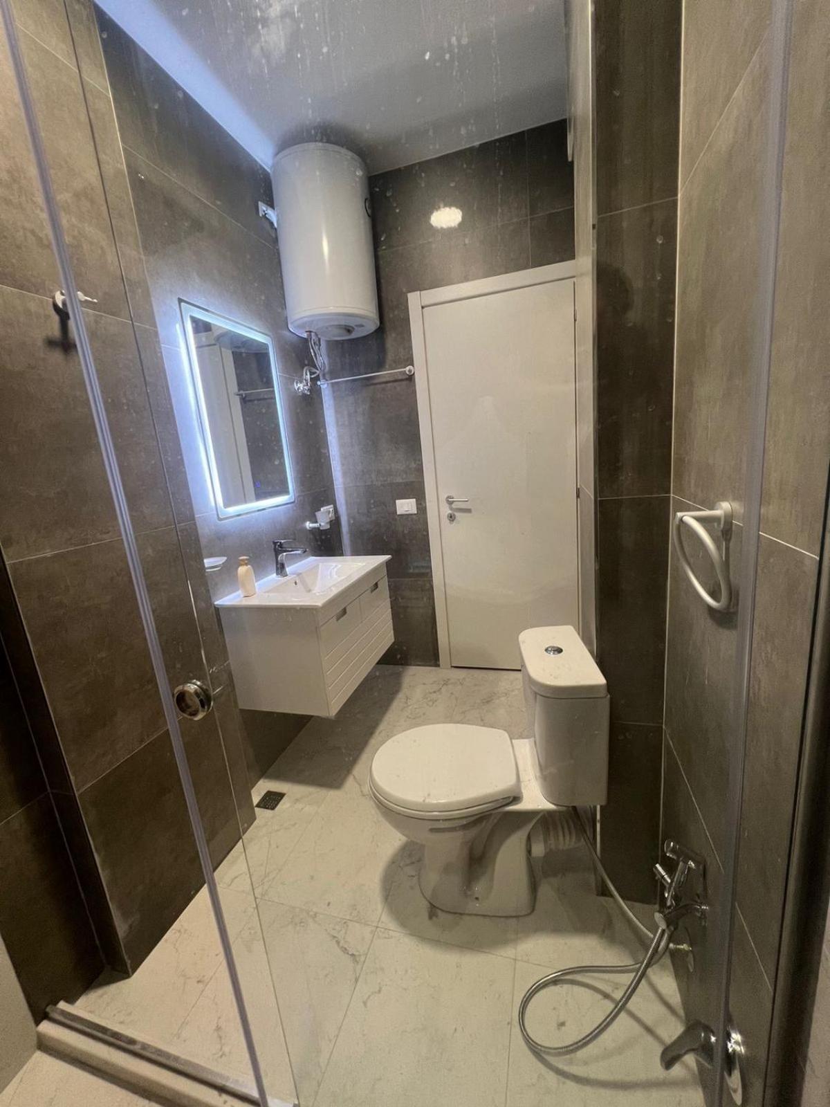 I&S Apartment 6