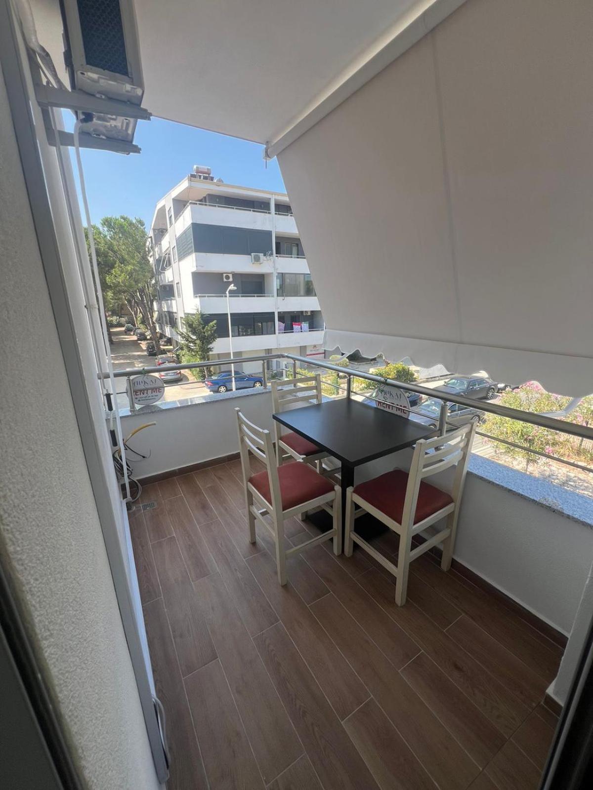 I&S Apartment 6