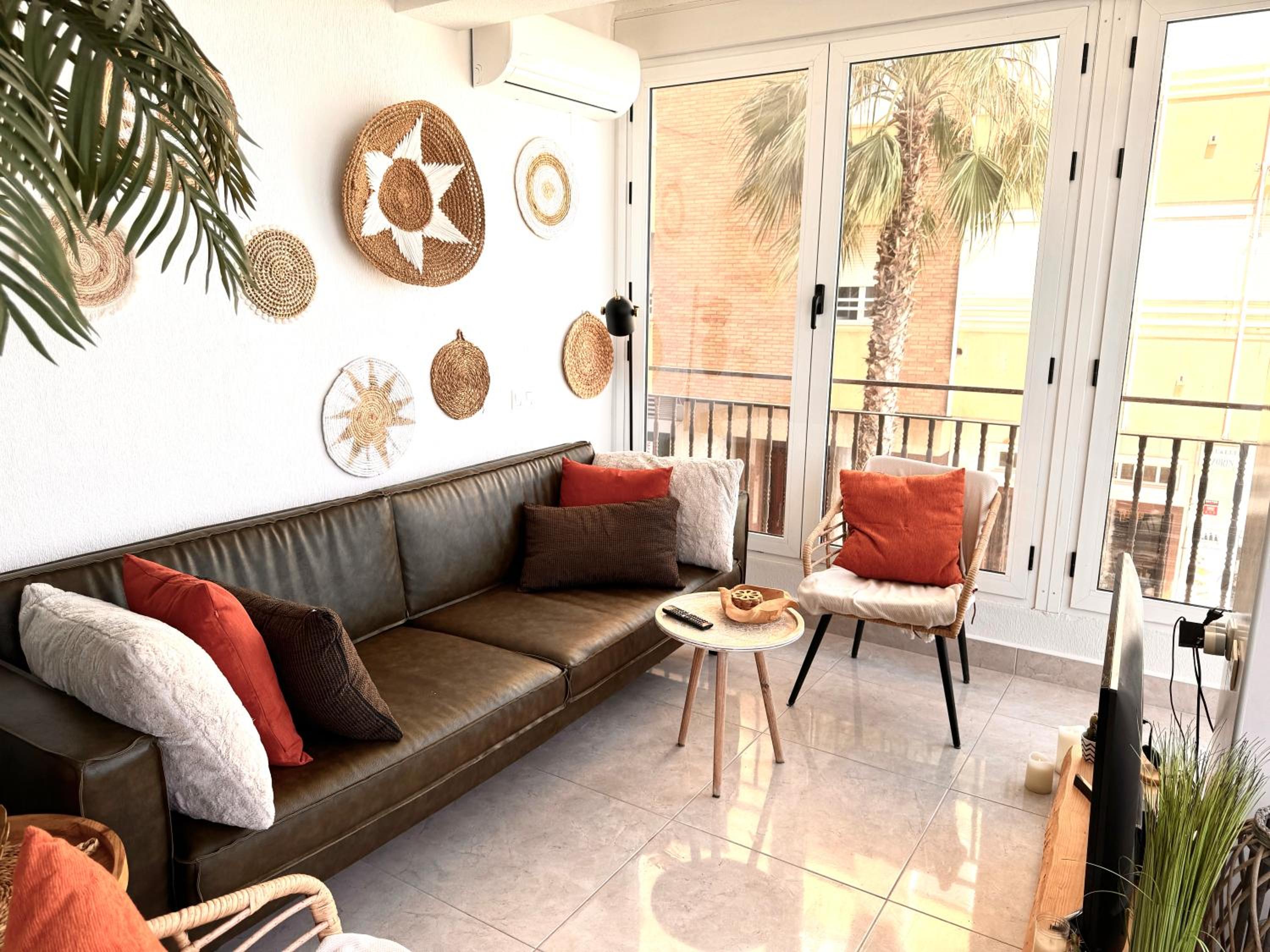 FRONTLINE APPARTEMENT Palmeras Puerto en Beach Torrevieja Centrum Boulevard Strand Haven