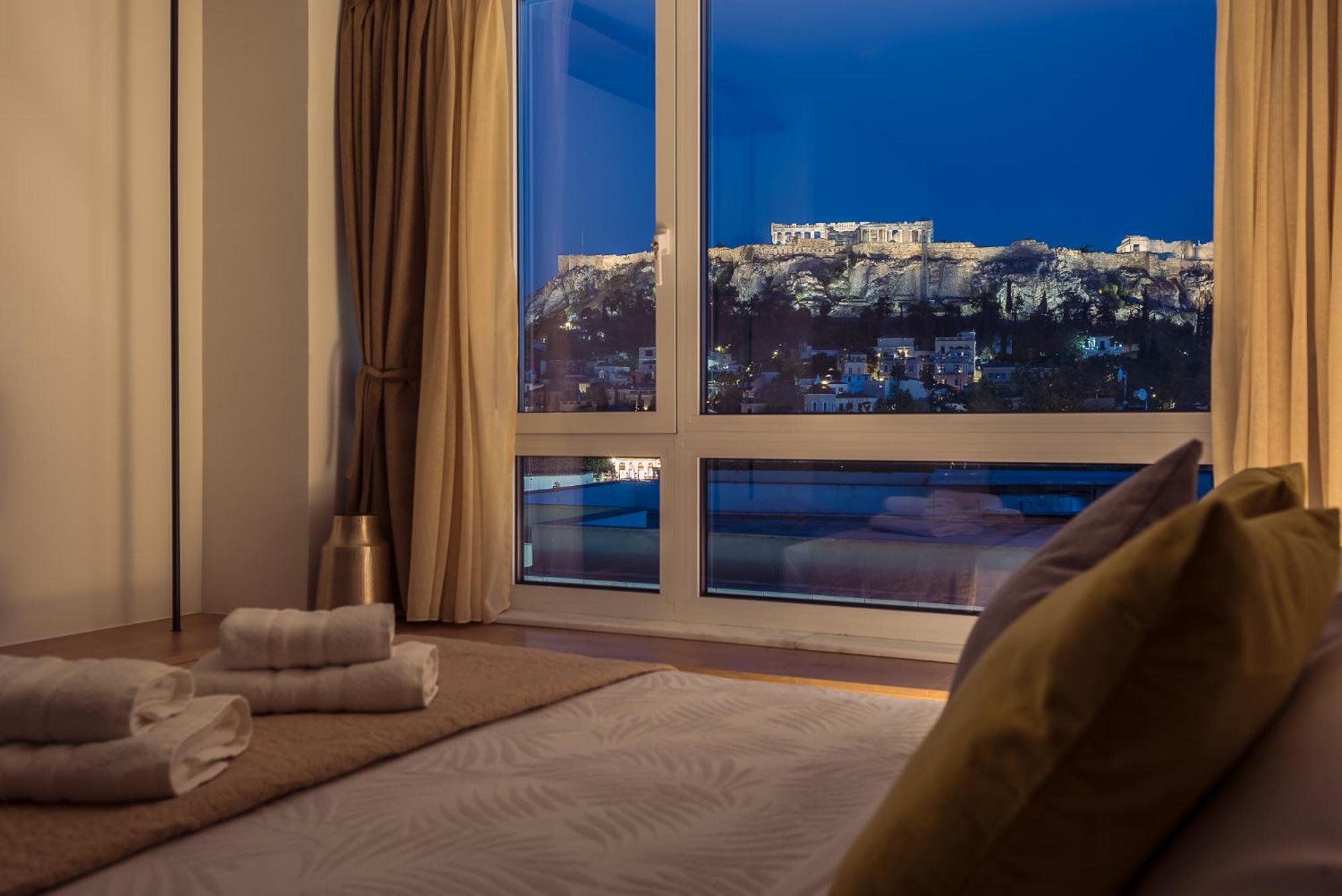 Spectacular Acropolis View in Monastiraki