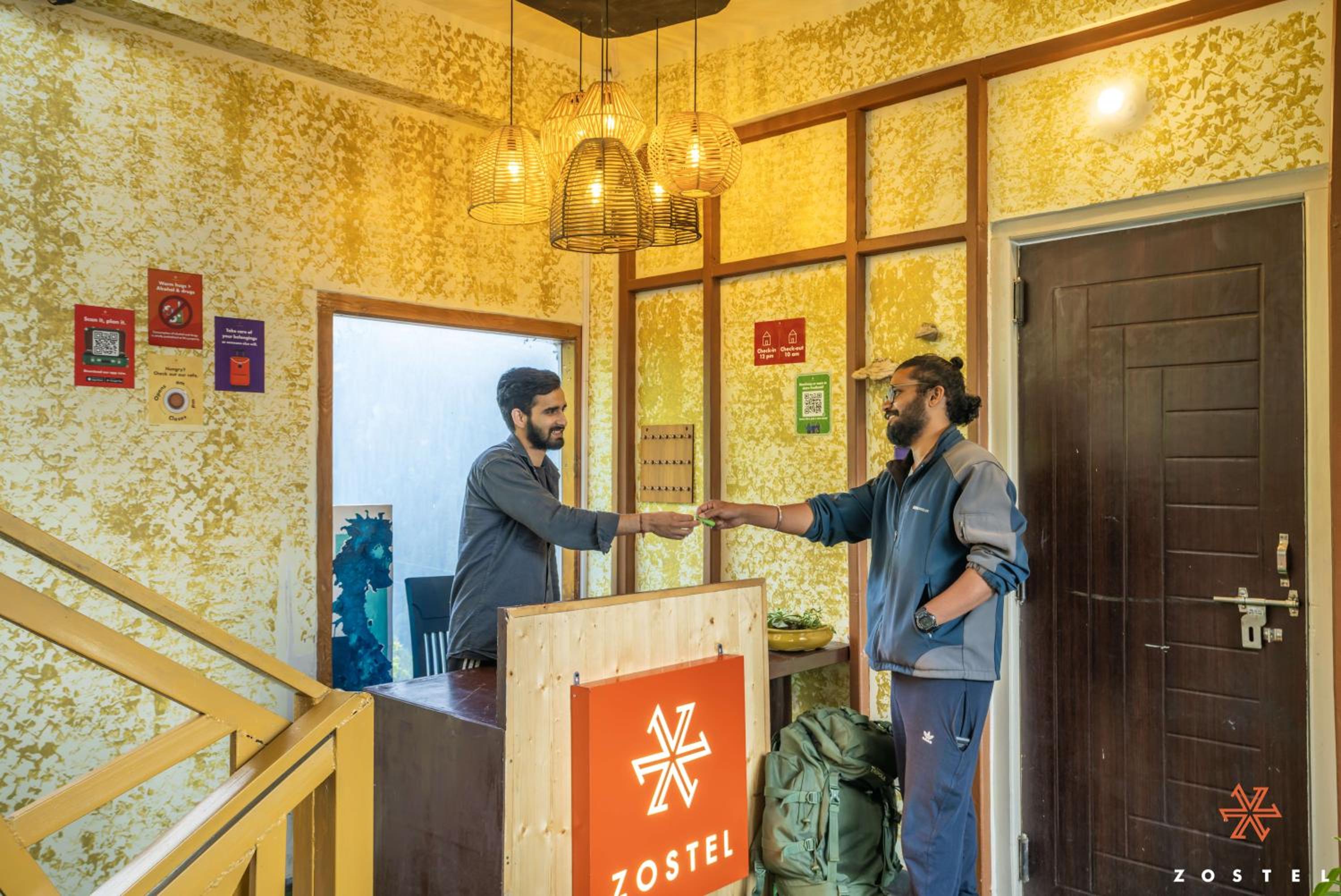 Zostel Shoja, Jibhi