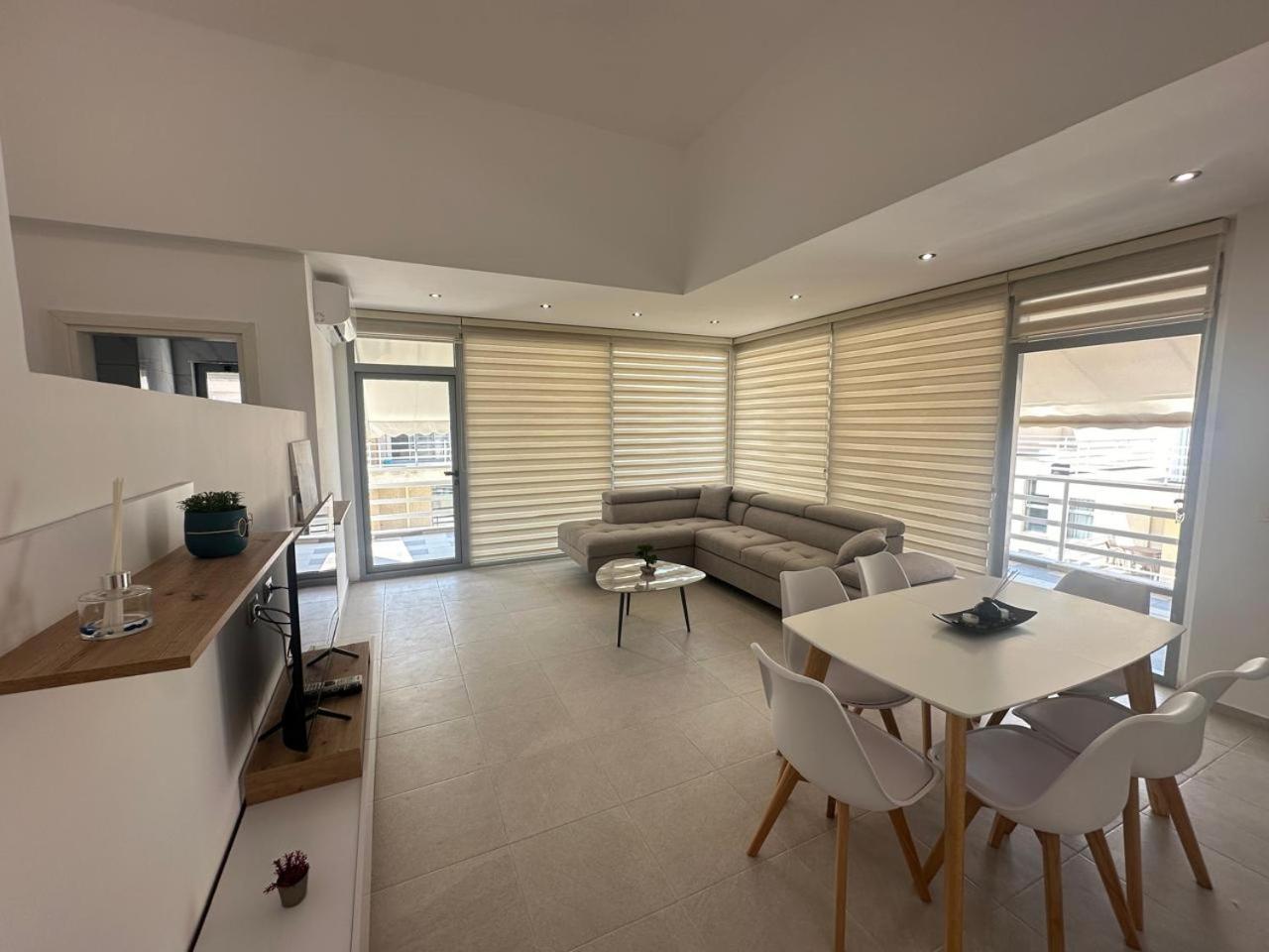 TreA Accomodations - Maya Terrace Sea View