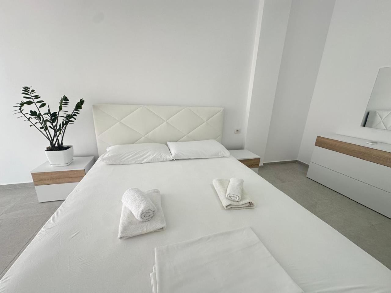 TreA Accomodations - Maya Terrace Sea View