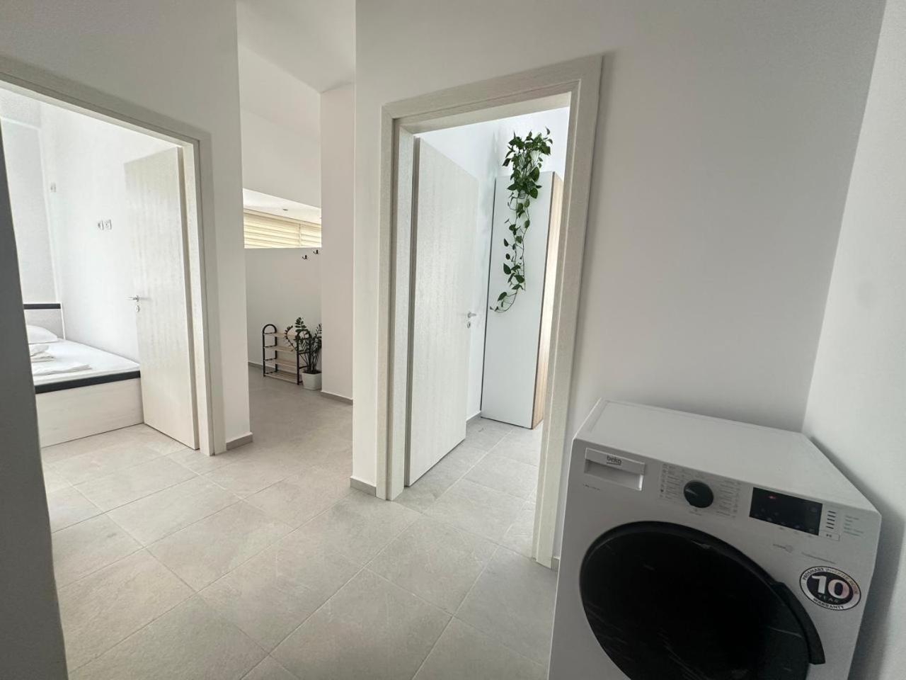 TreA Accomodations - Maya Terrace Sea View