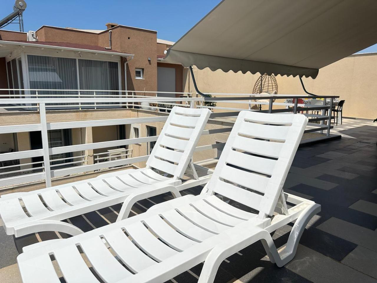 TreA Accomodations - Maya Terrace Sea View