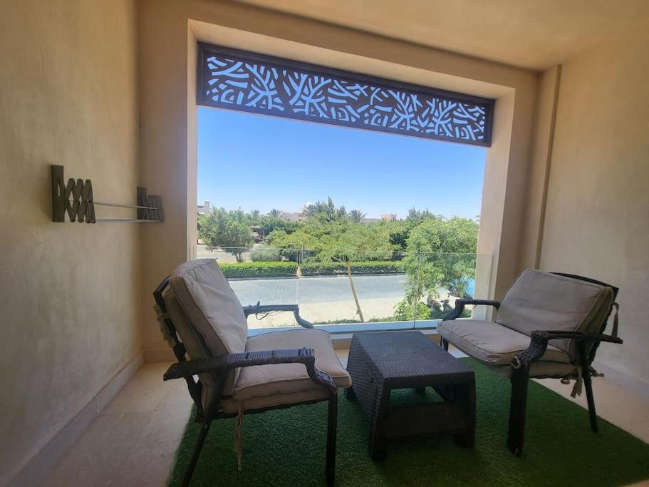 Mangroovy - 1BR Lovely Loggia wz Marina view view 5