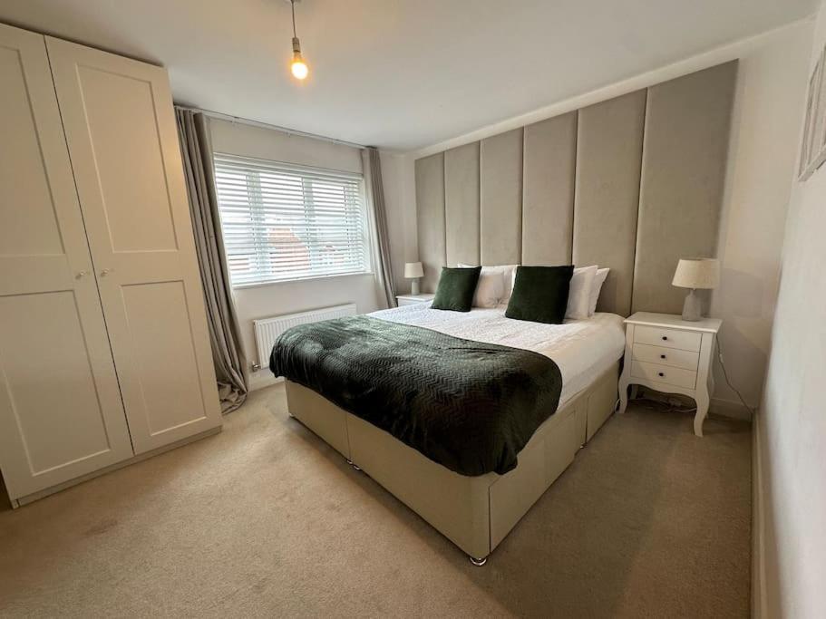 Stylish Family 3 bedroom home nr Llandudno