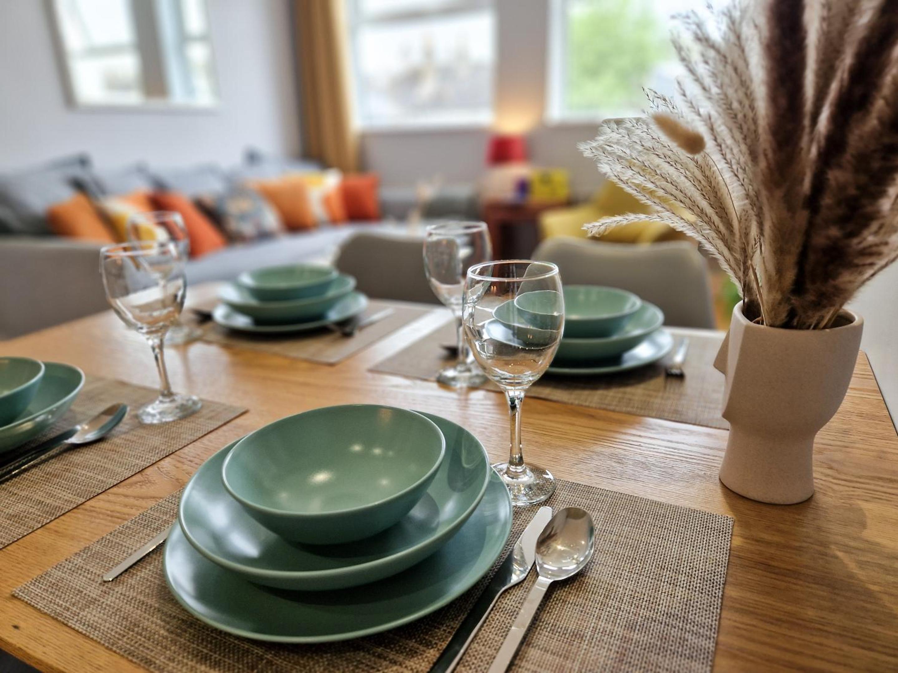 1-bed apartment, Close to Kensington Olympia with Free Wi-Fi & Netflix
