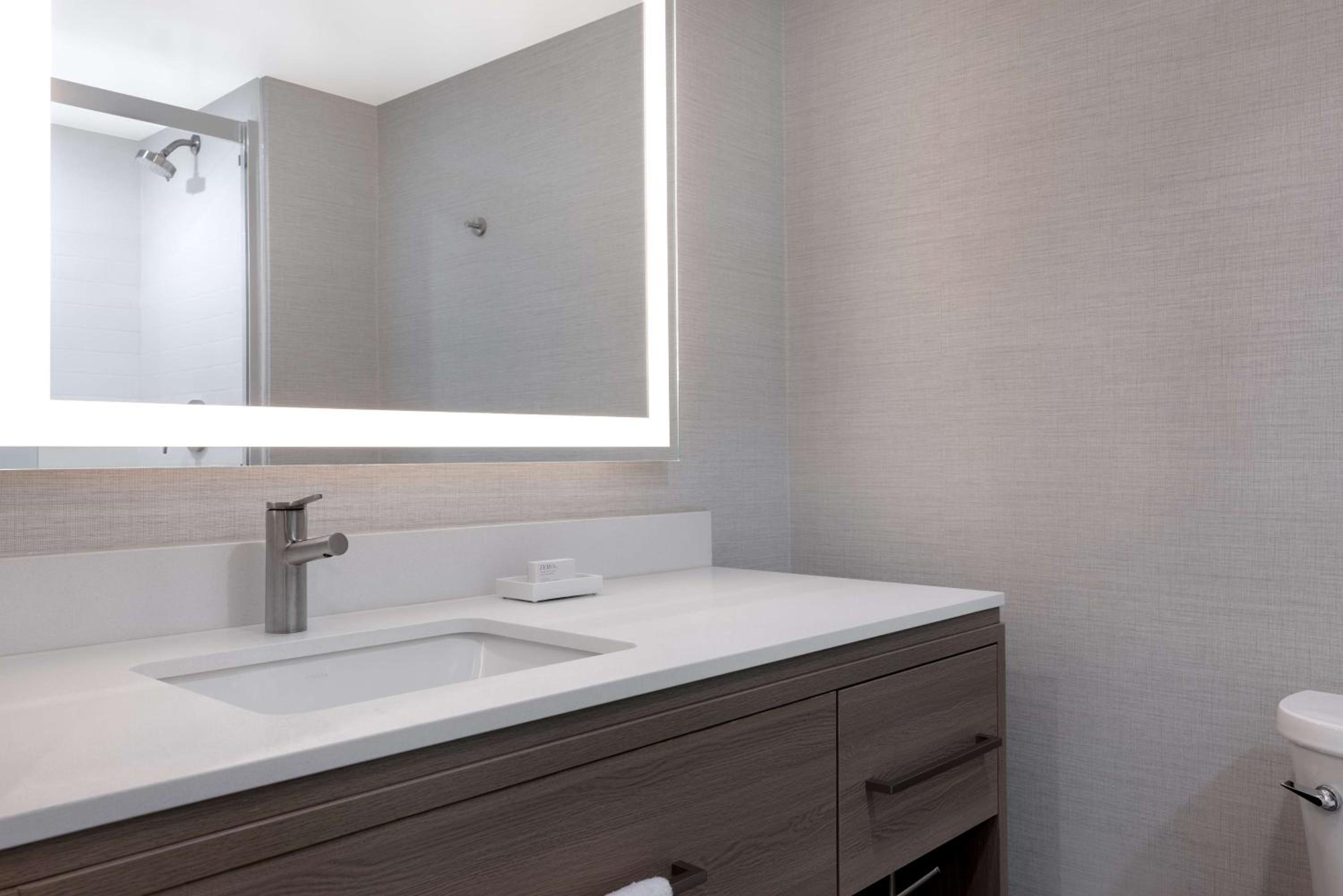 Home2 Suites By Hilton Kingston, Billede 43
