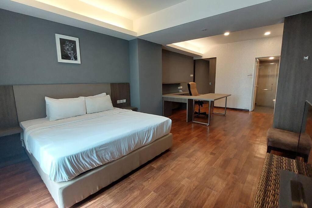 IHomes33 Nexus Suites Shah Alam Balcony, 2 Pax photo 1