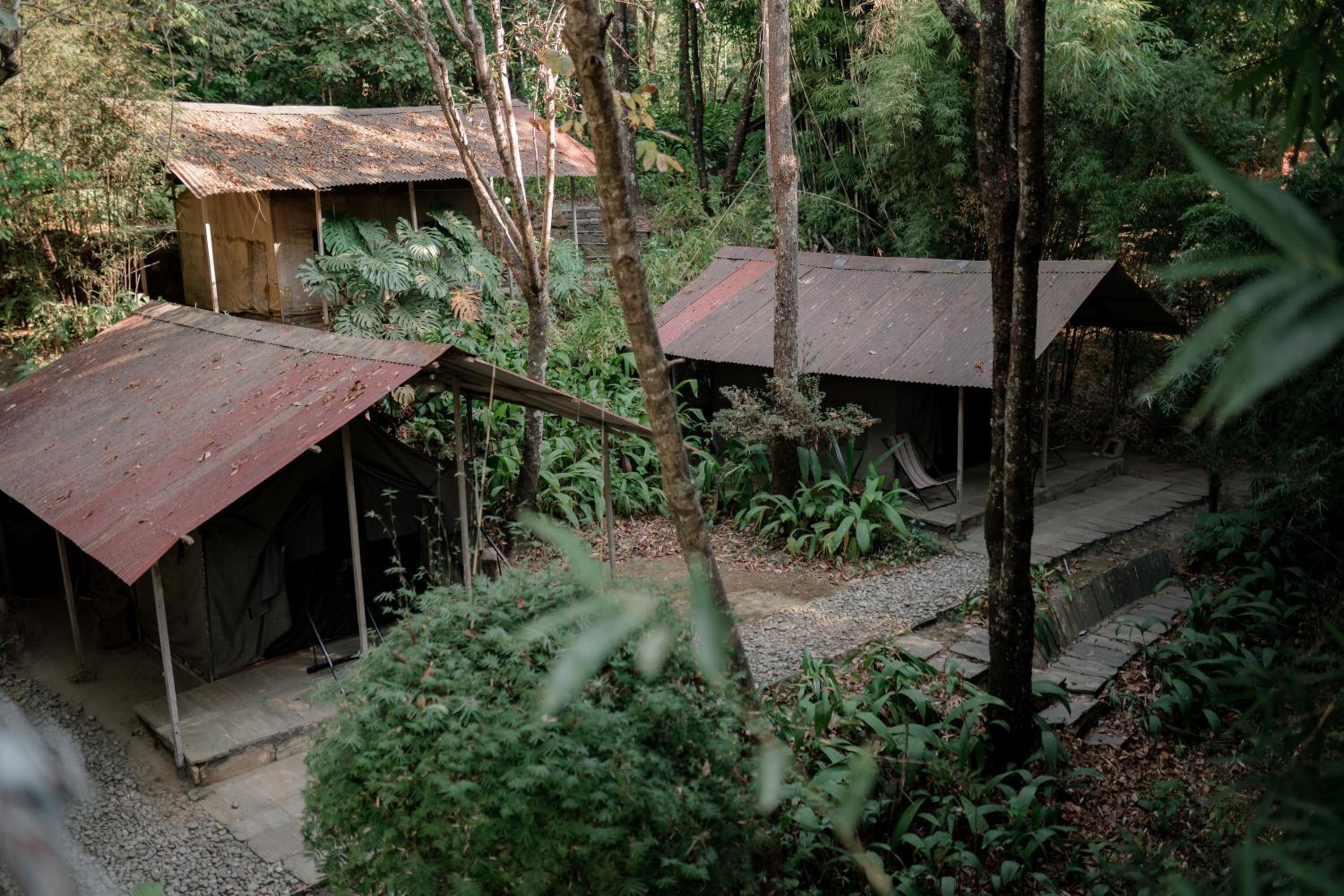 The Last Resort - Safari Tent view 4