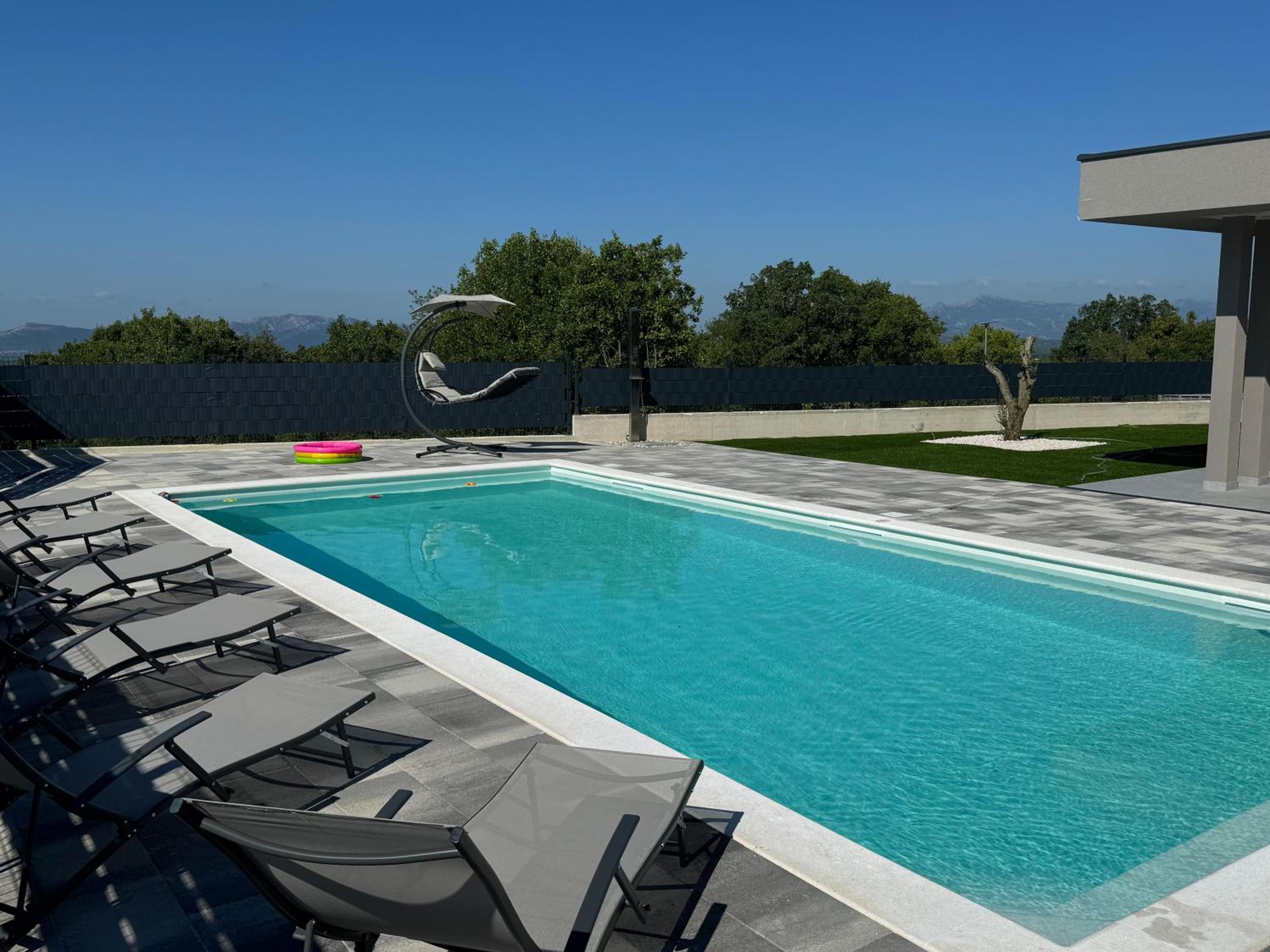 Olive Residence