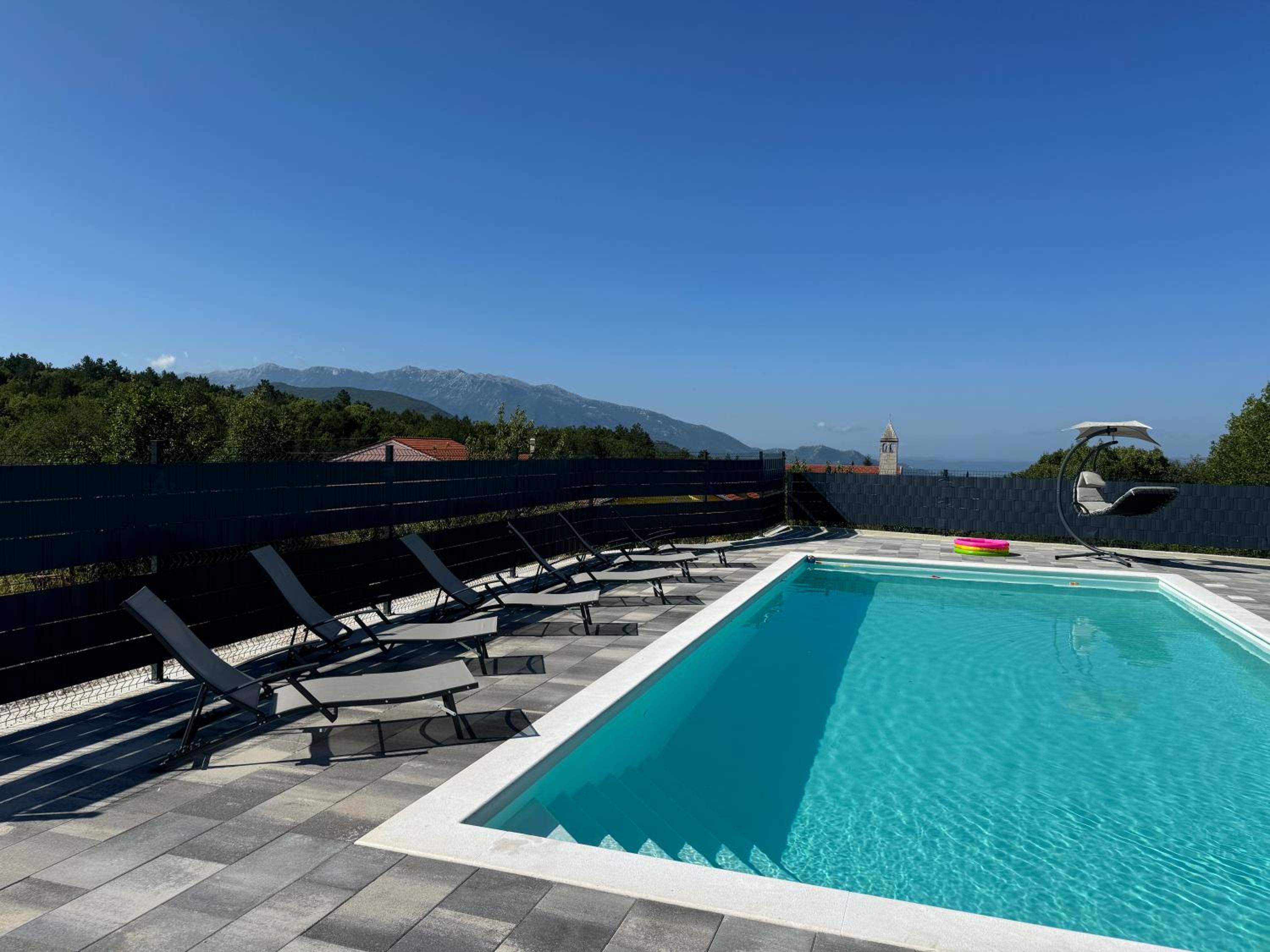 Olive Residence