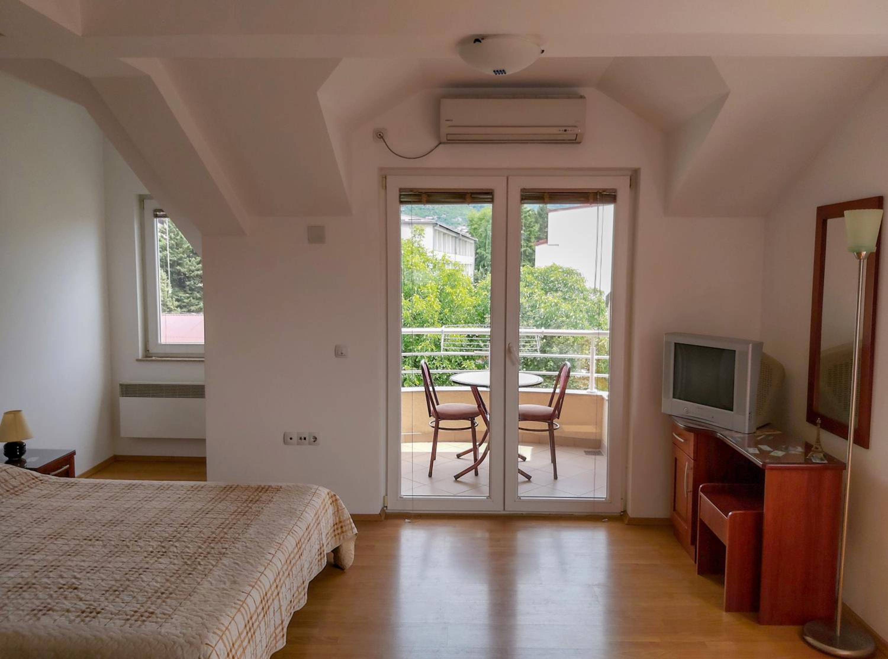 Celus Apartments Ohrid view 2