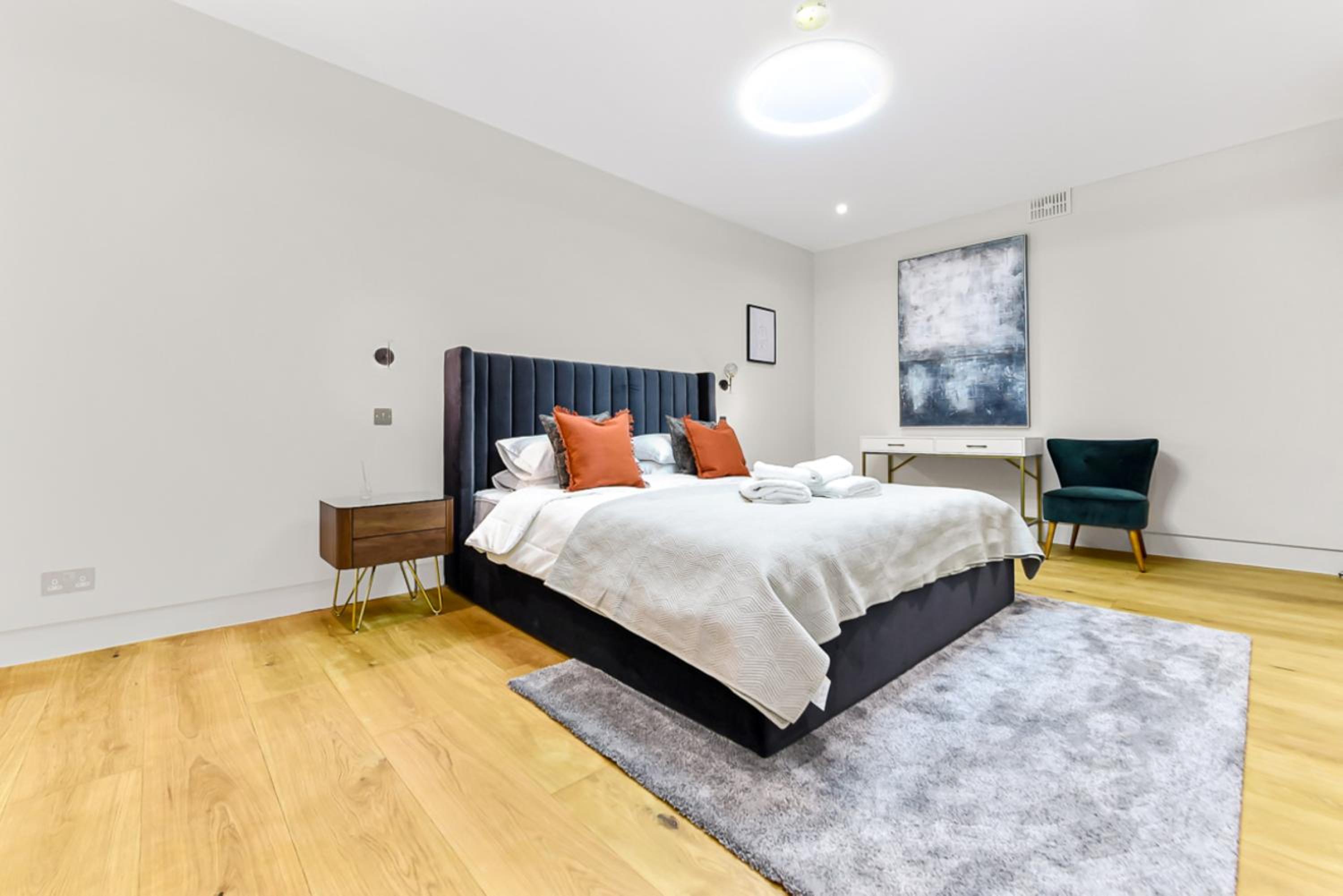 Super High-End Kensington House near Hyde Park