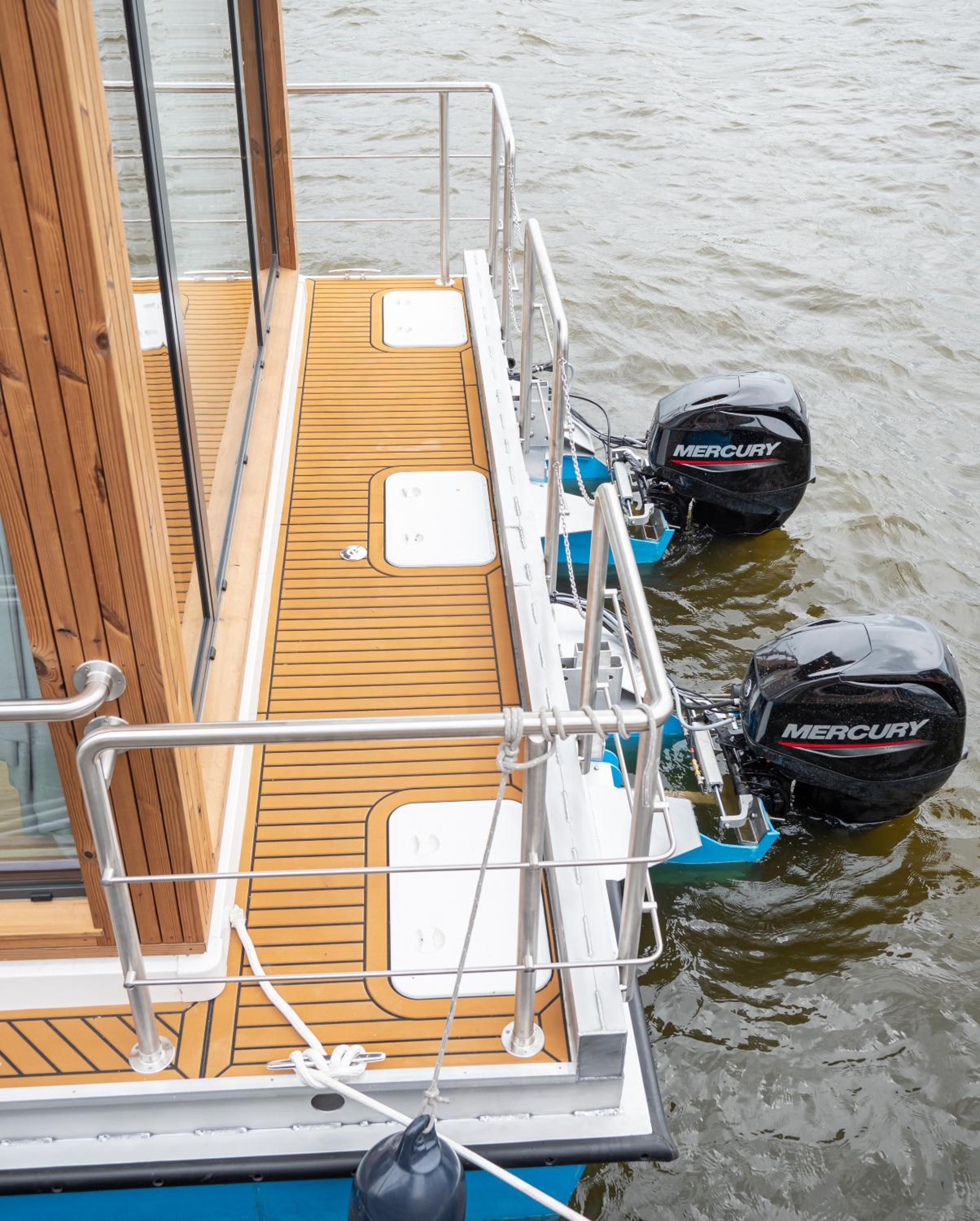 Twin Boats - Butterfly view 4