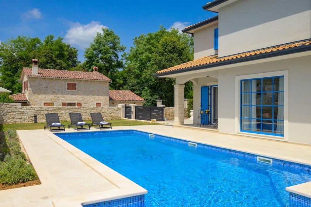 Villa Apolonia by IstriaLux view 4