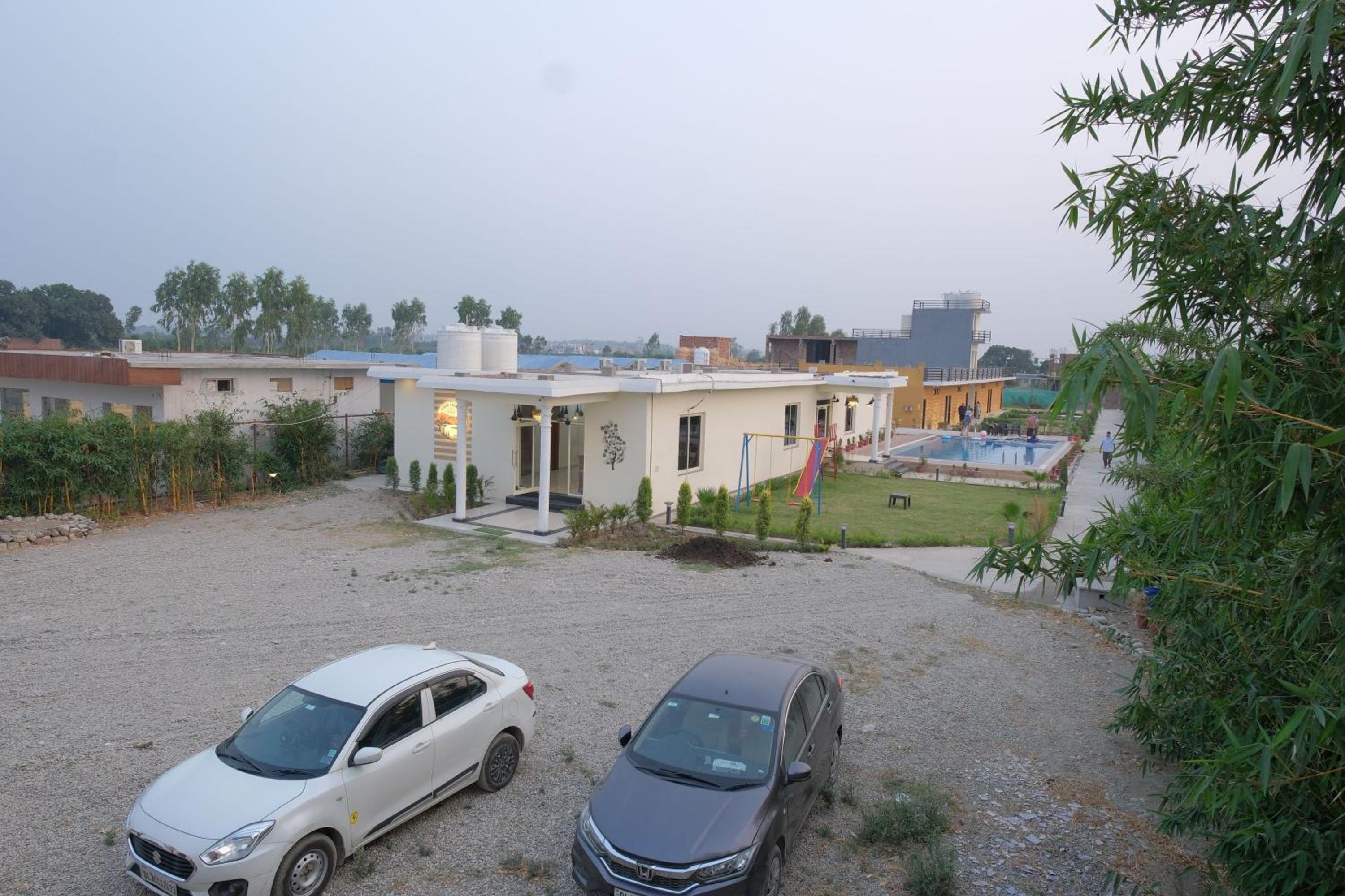 Photo 10