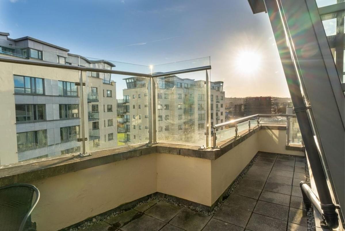 Panoramic Two-bedroom Penthouse