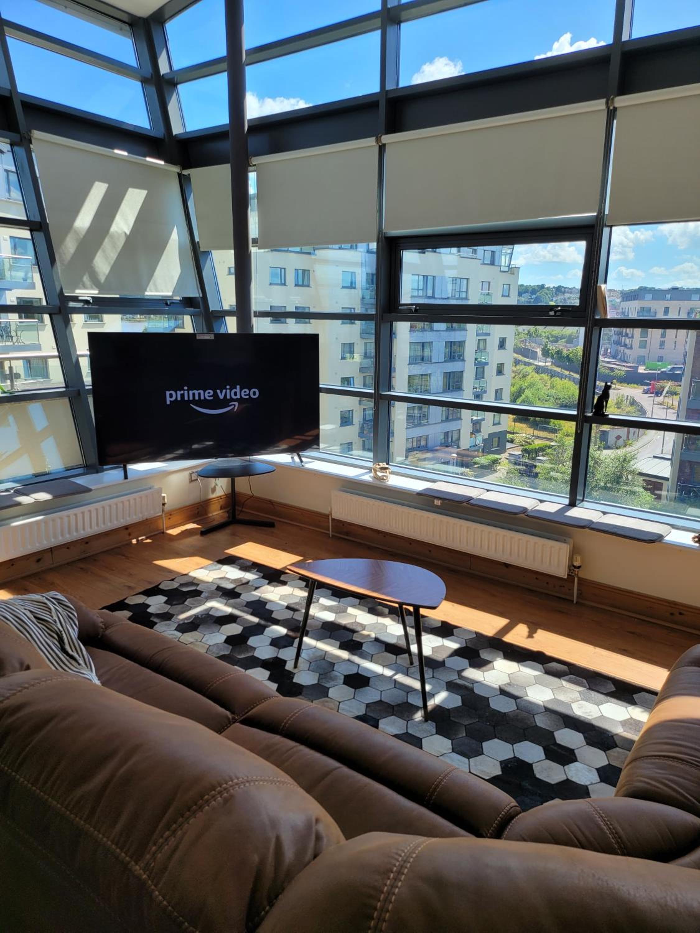 Panoramic Two-bedroom Penthouse
